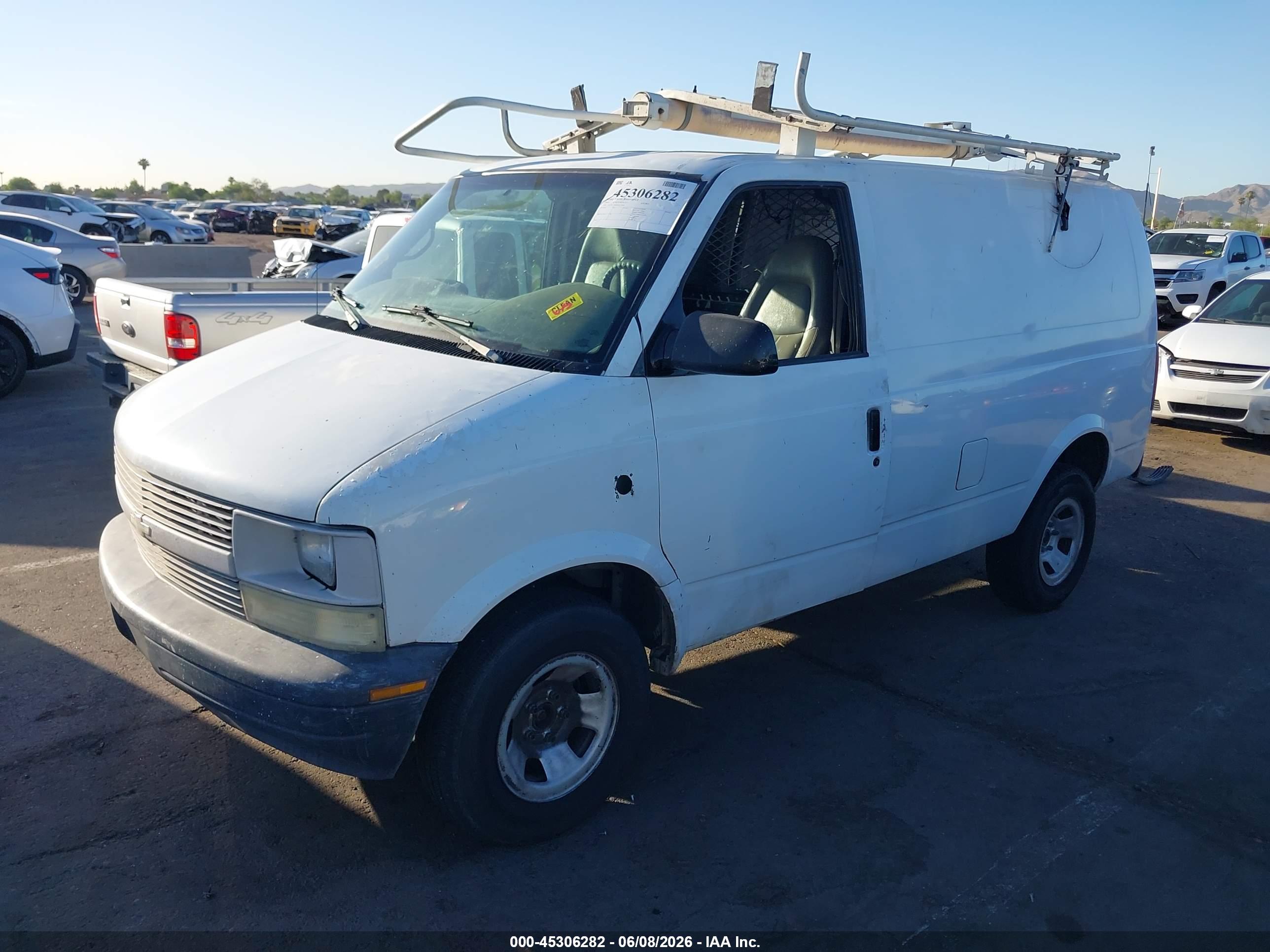 CHEVROLET ASTRO image 2