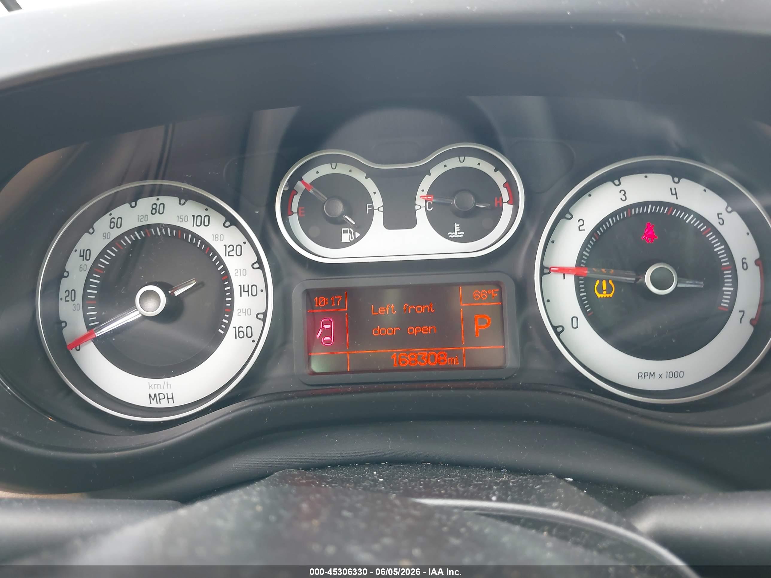 FIAT 500L image 7