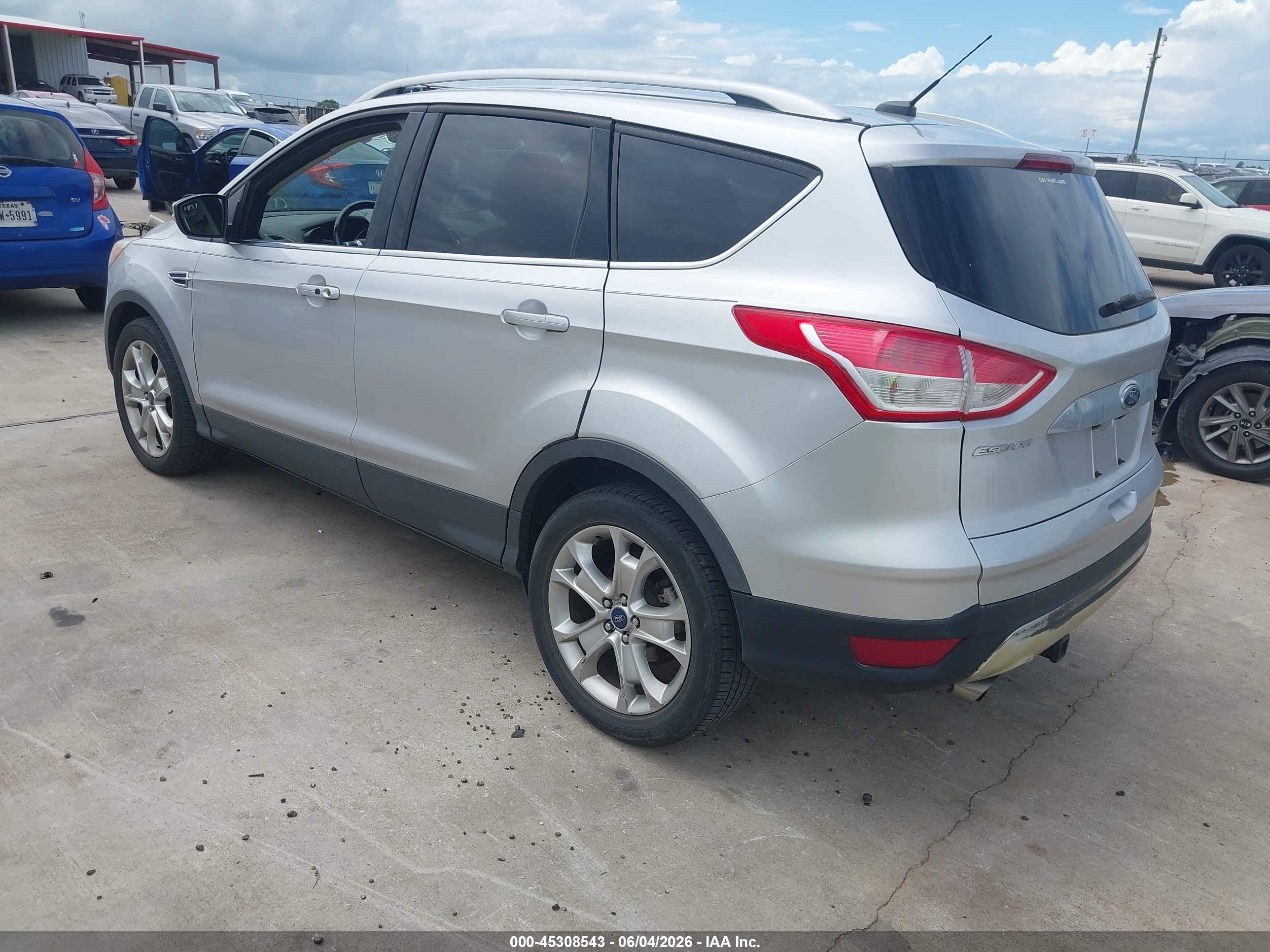 FORD ESCAPE image 3