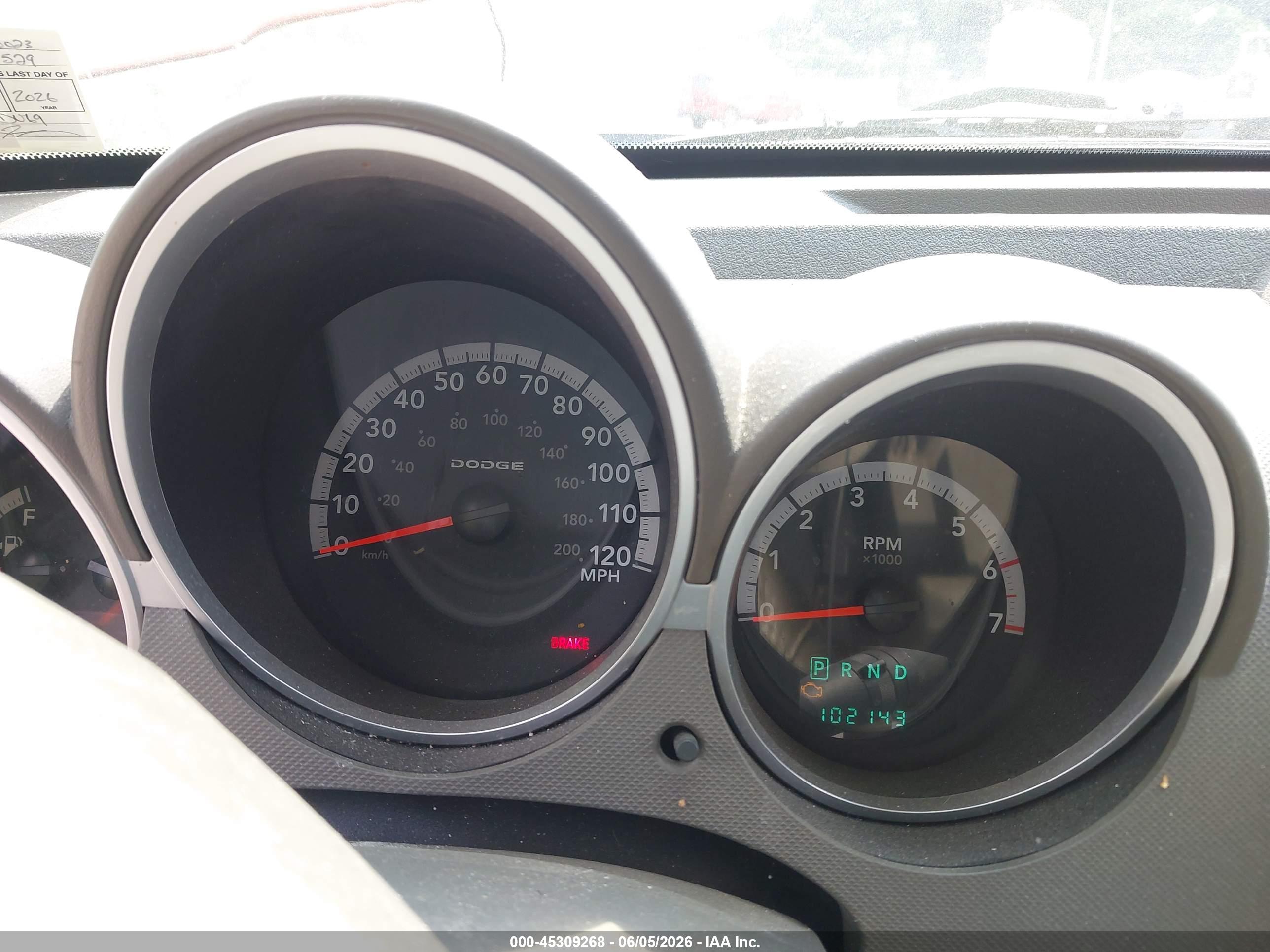 DODGE NITRO image 7