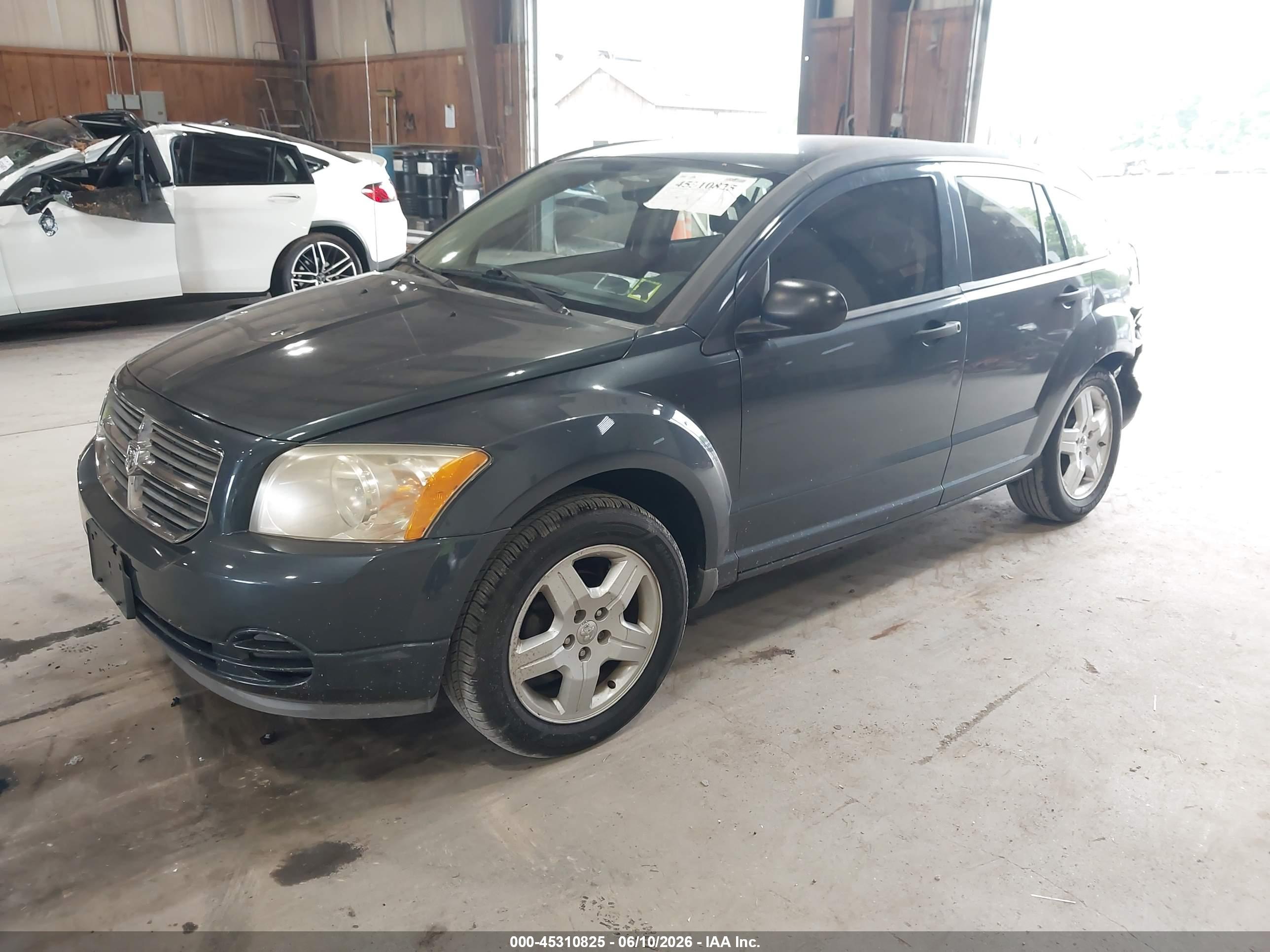 DODGE CALIBER image 2