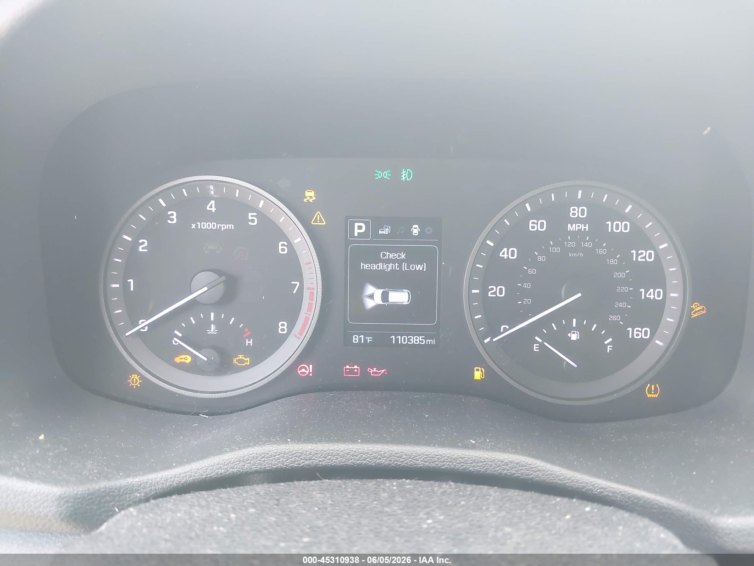 HYUNDAI TUCSON image 7