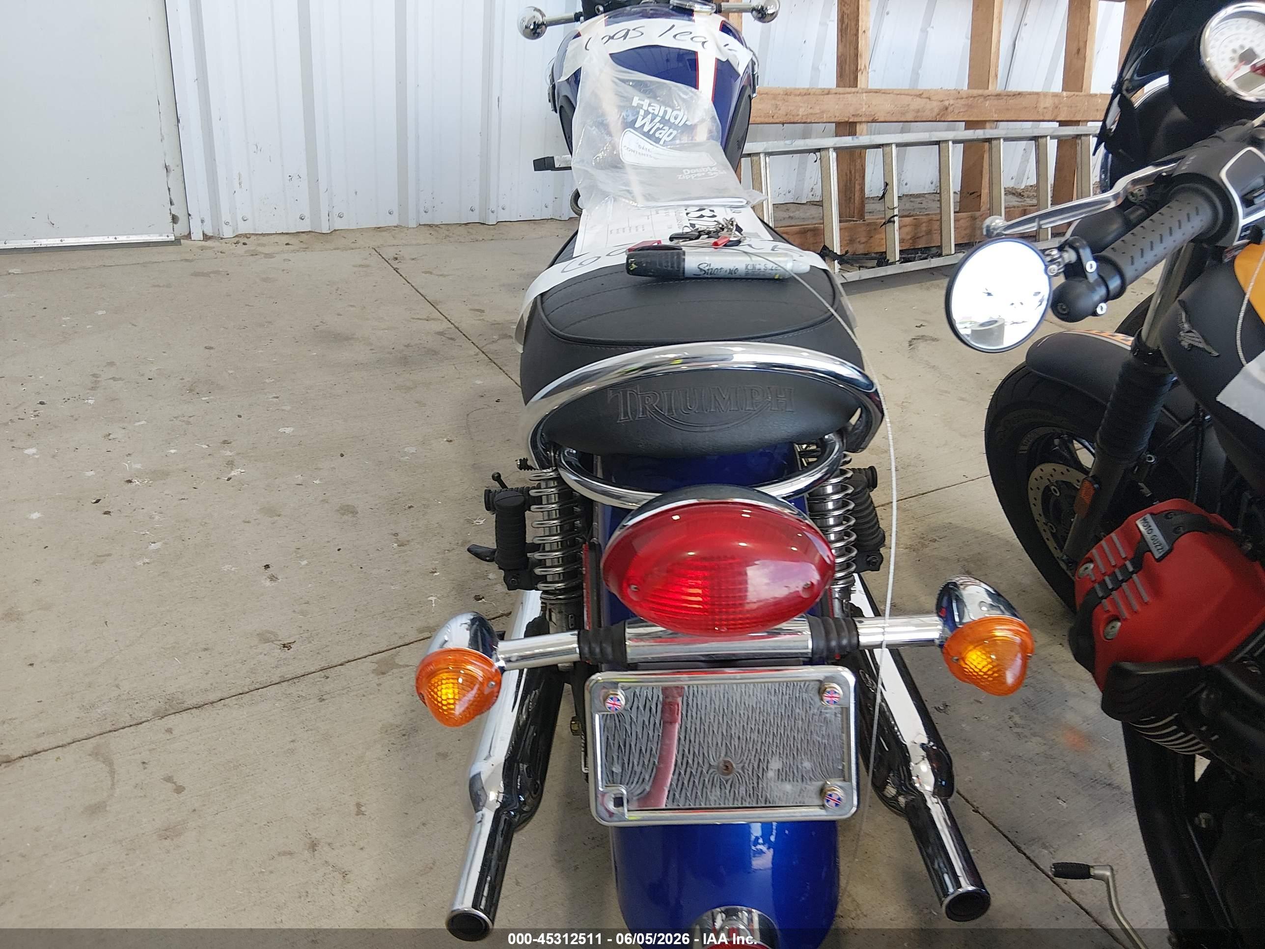 TRIUMPH MOTORCYCLE image 6