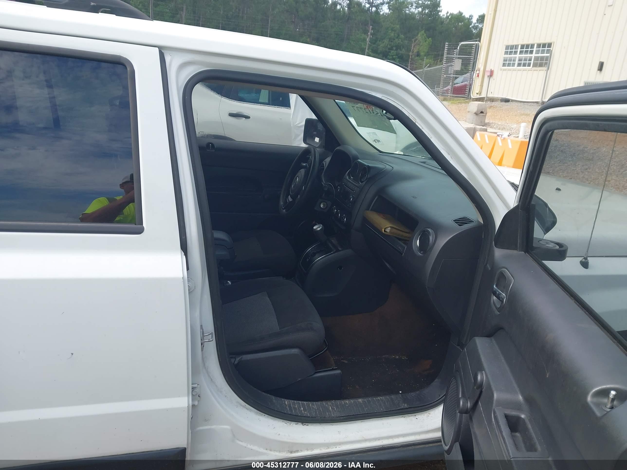 JEEP PATRIOT image 5