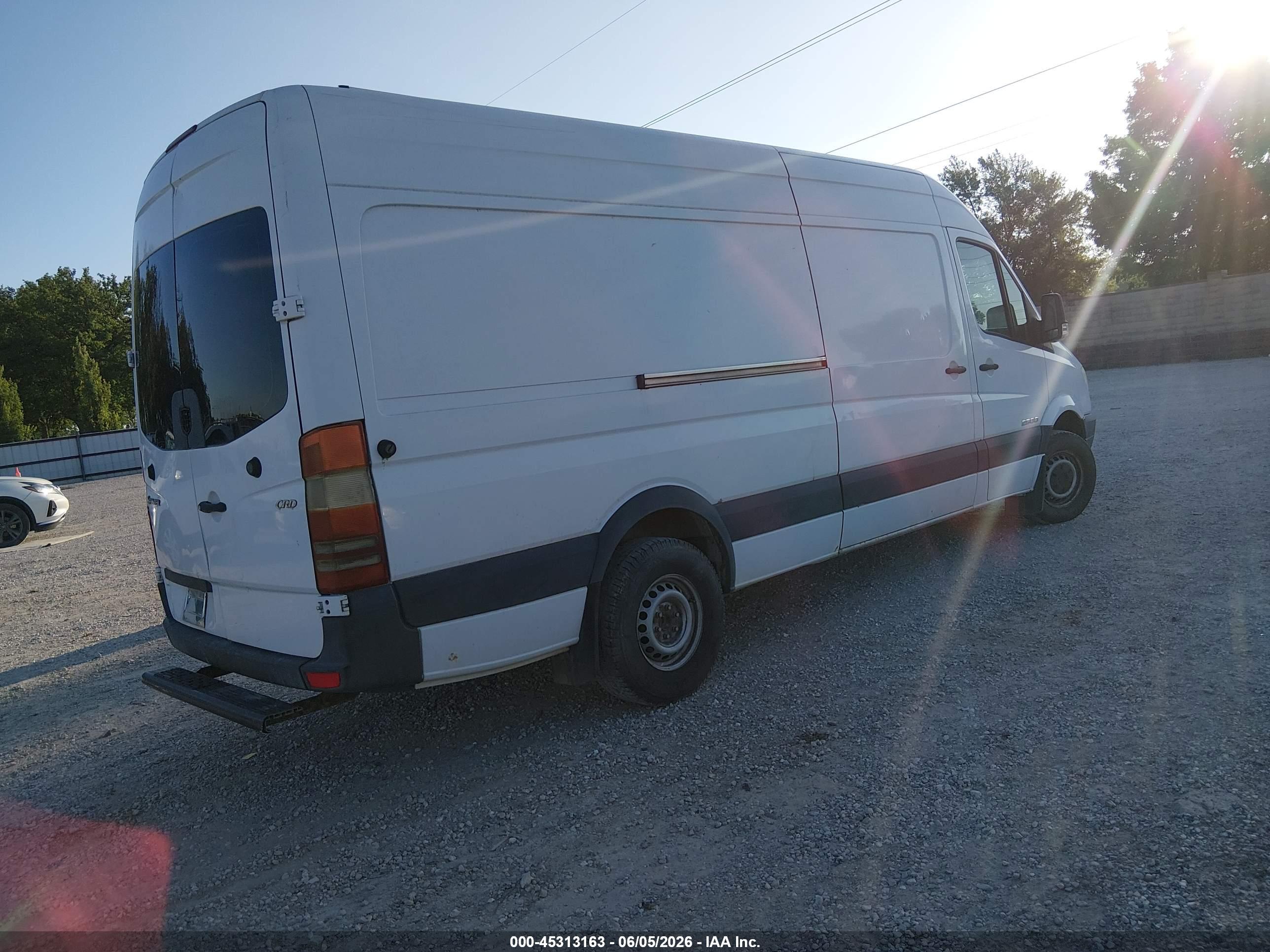 DODGE SPRINTER image 4