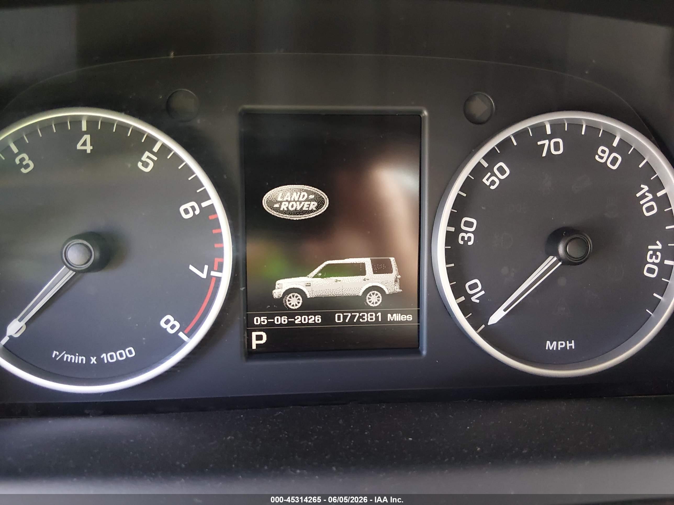 LAND ROVER image 7