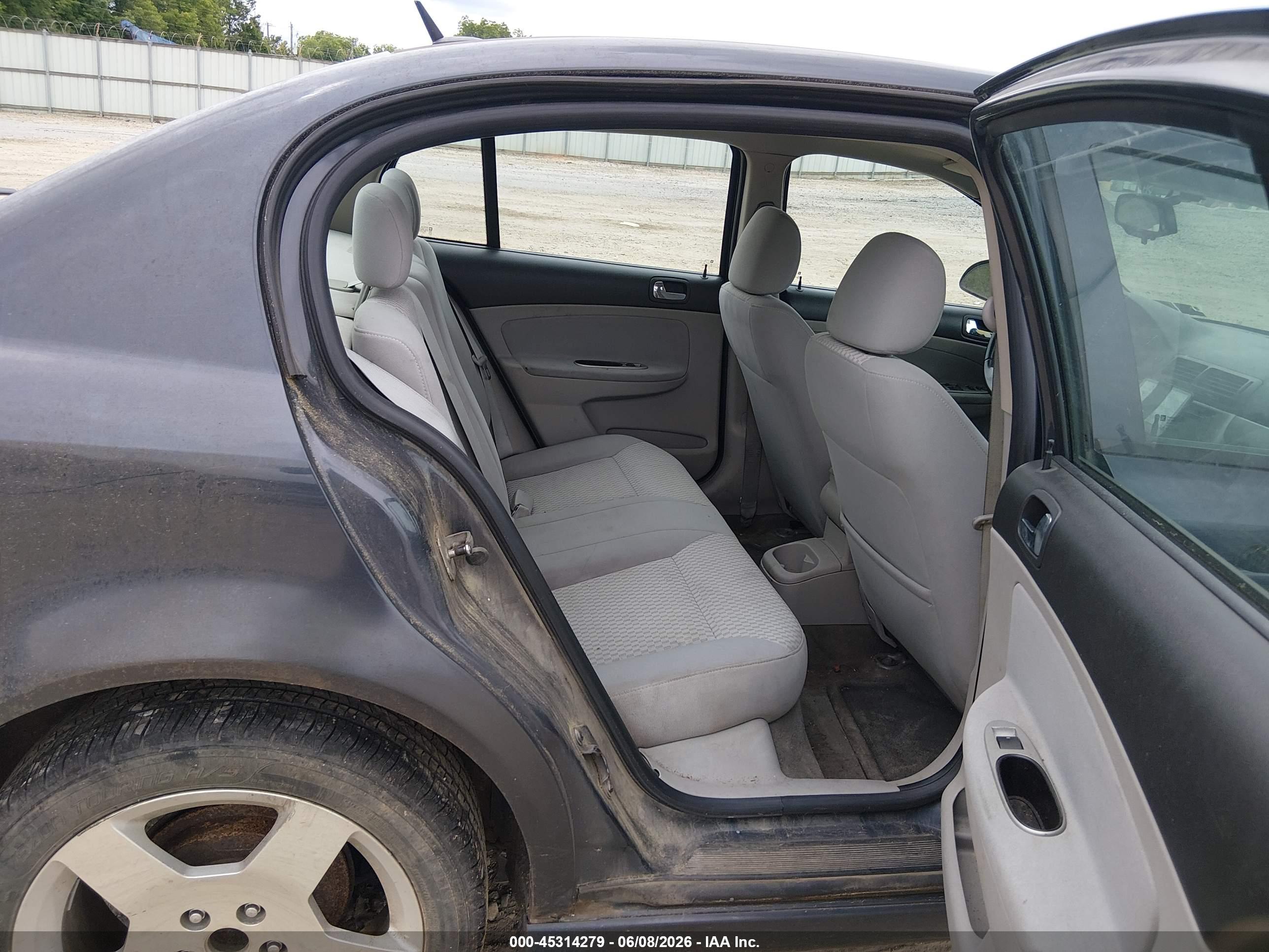 CHEVROLET COBALT image 8