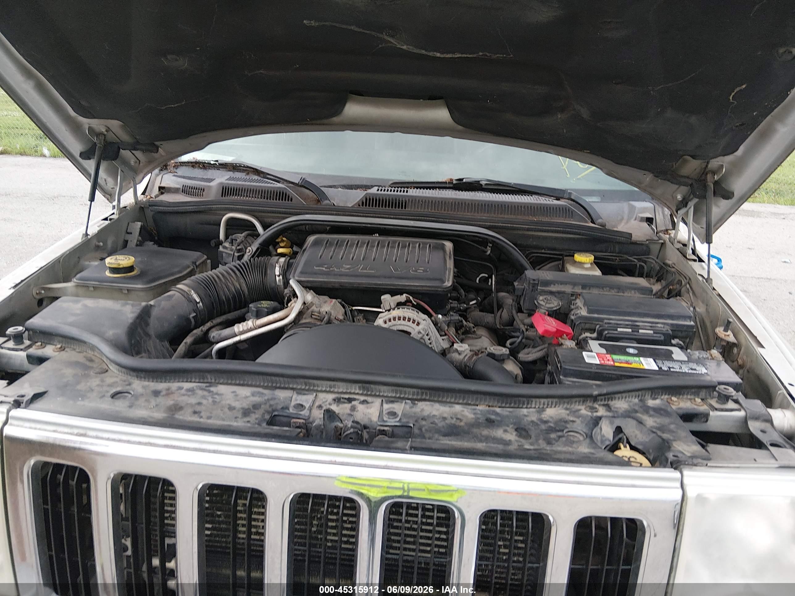 JEEP COMMANDER image 10
