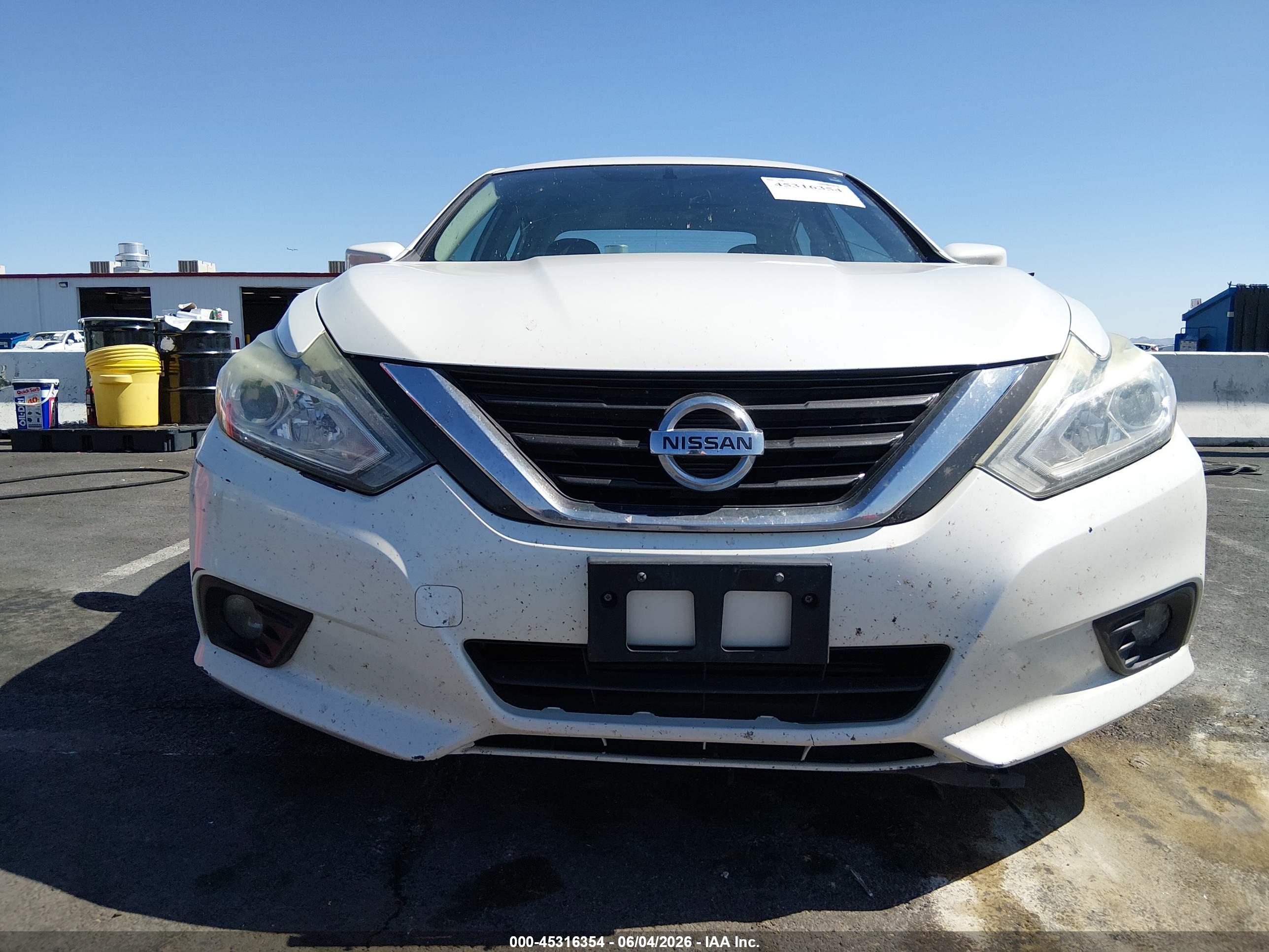 NISSAN ALTIMA image 6