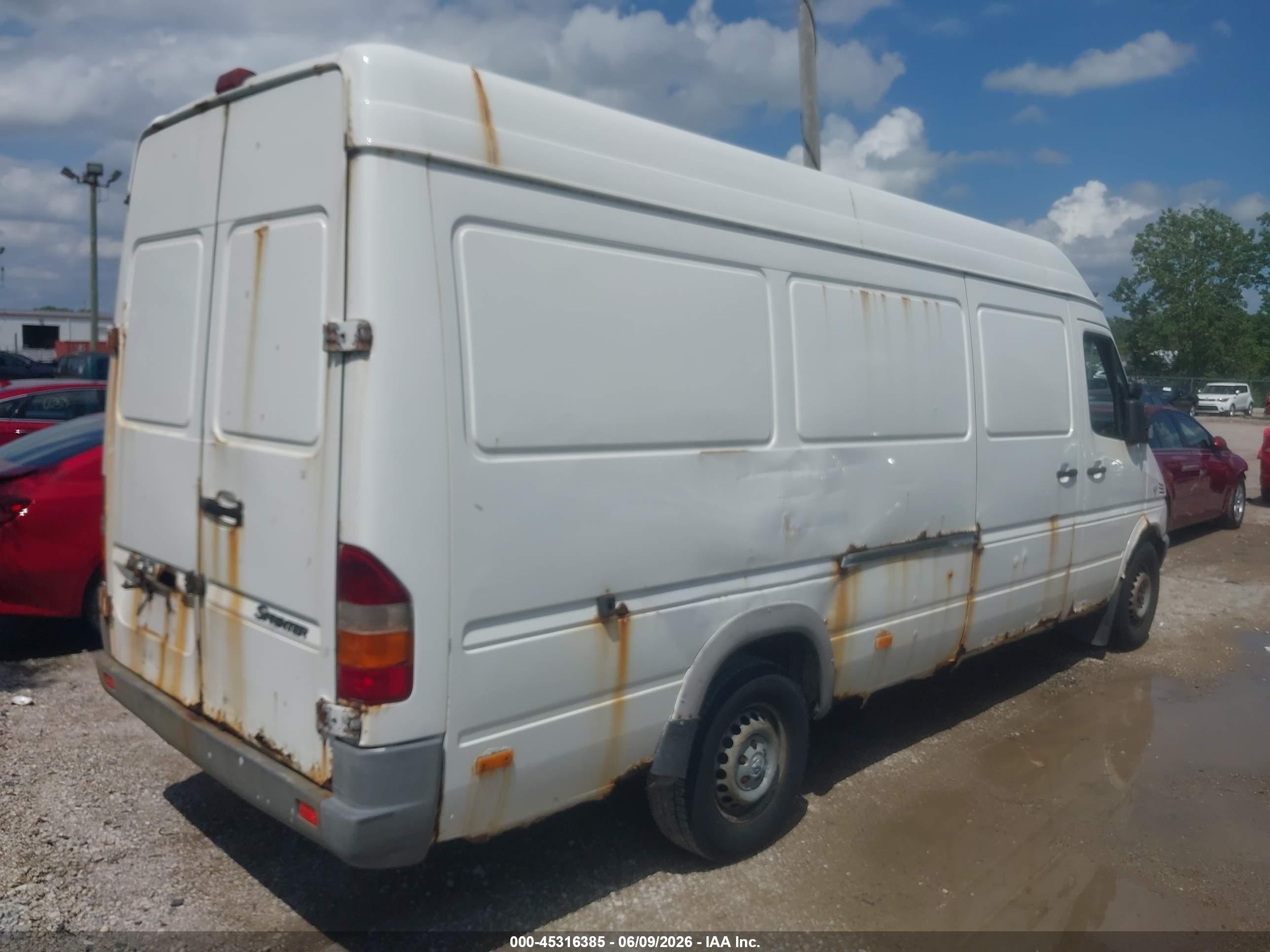 DODGE SPRINTER image 4