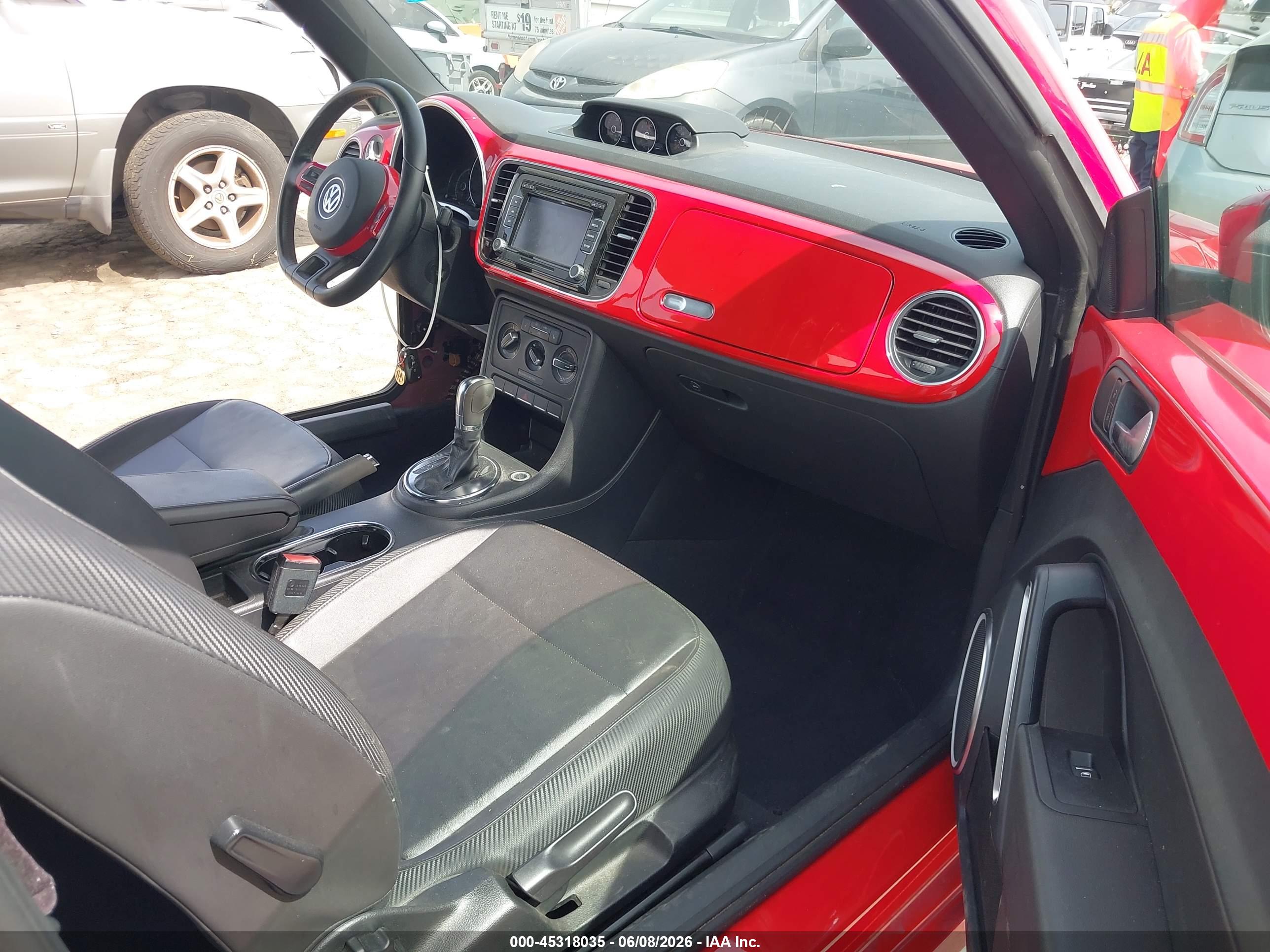 VOLKSWAGEN BEETLE image 5