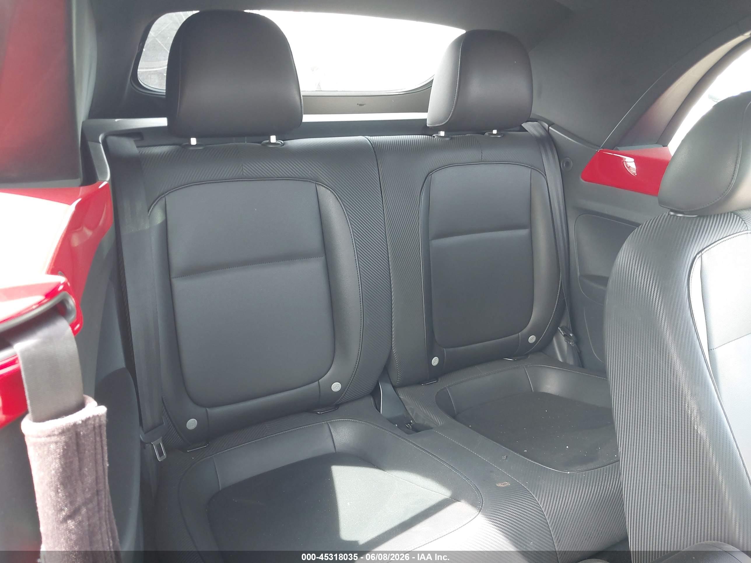 VOLKSWAGEN BEETLE image 8