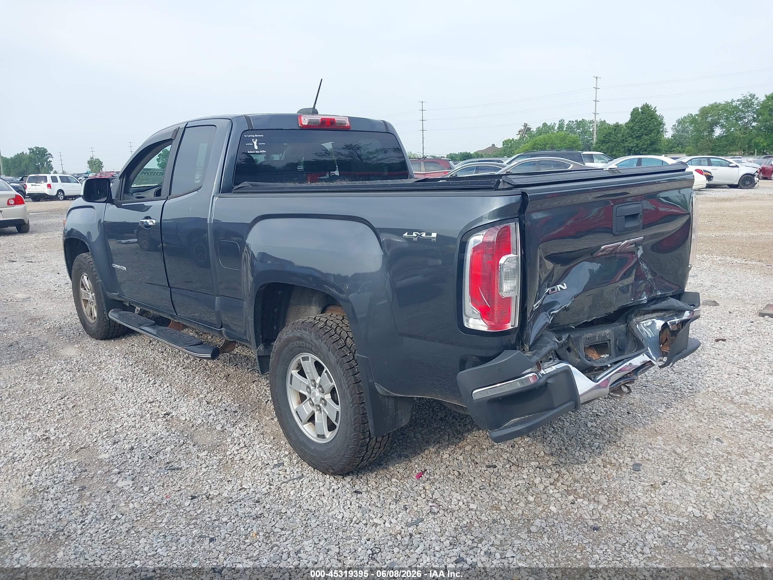 GMC CANYON image 3