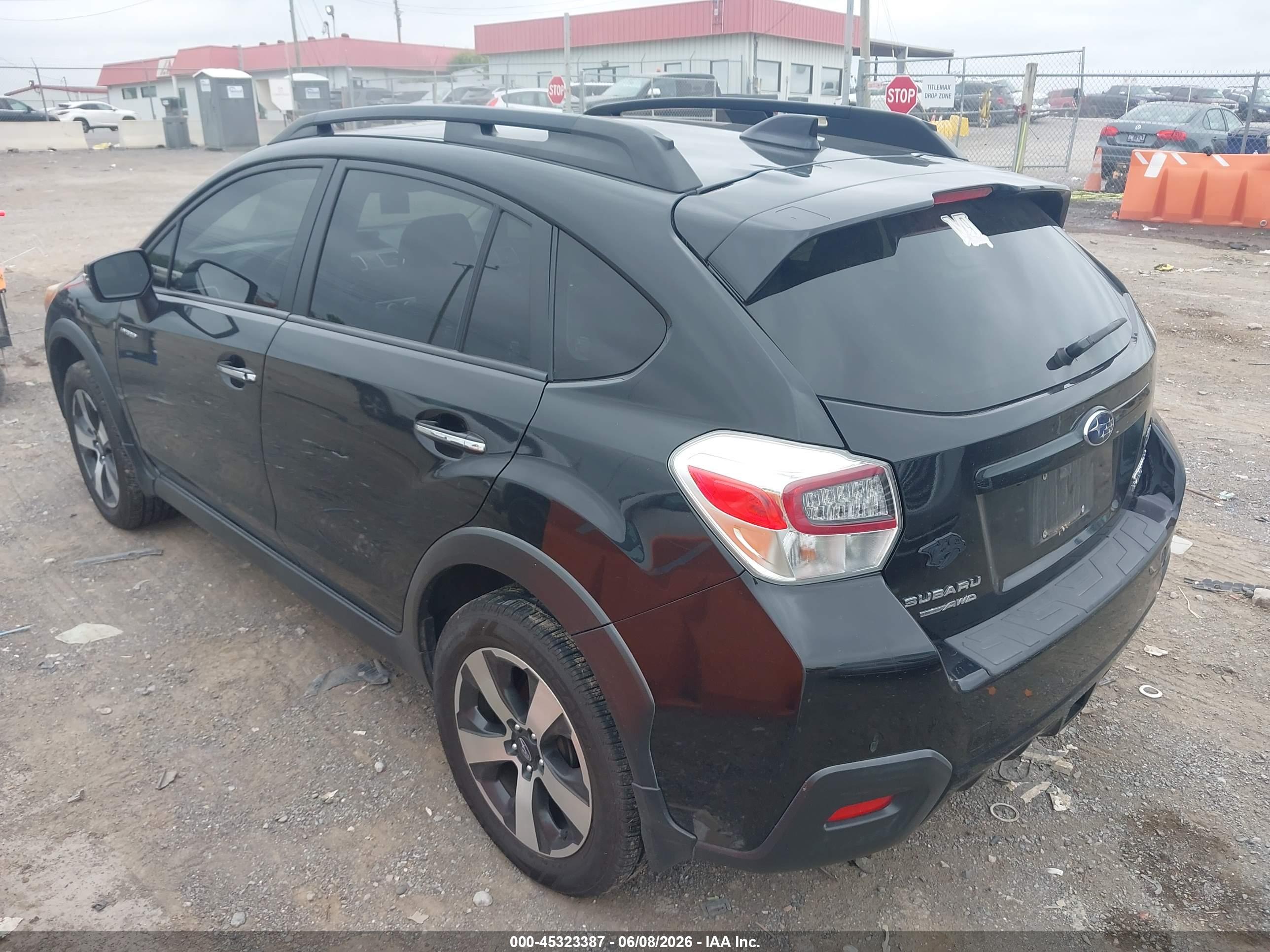 SUBARU CROSSTREK image 3