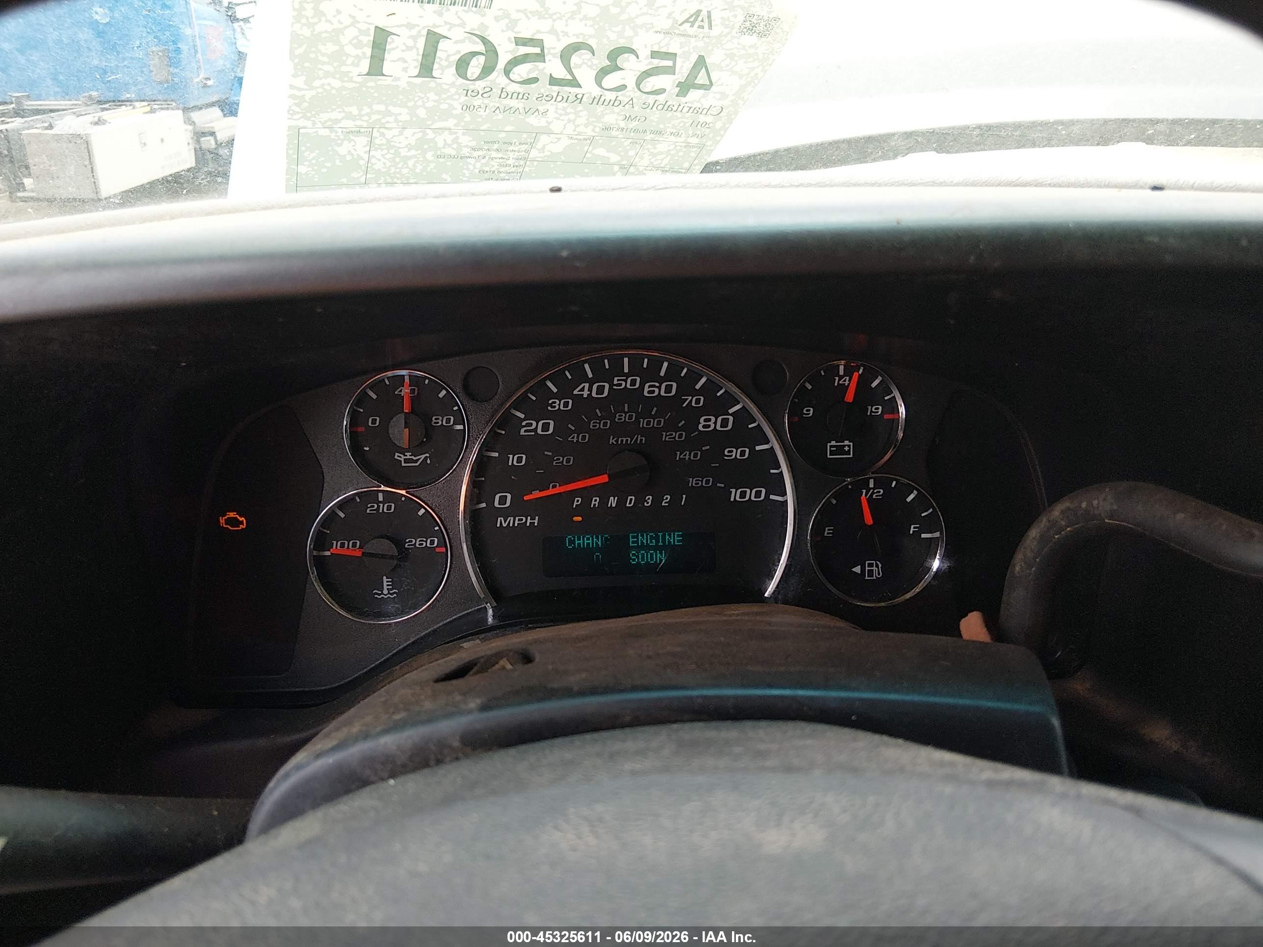 GMC SAVANA image 7