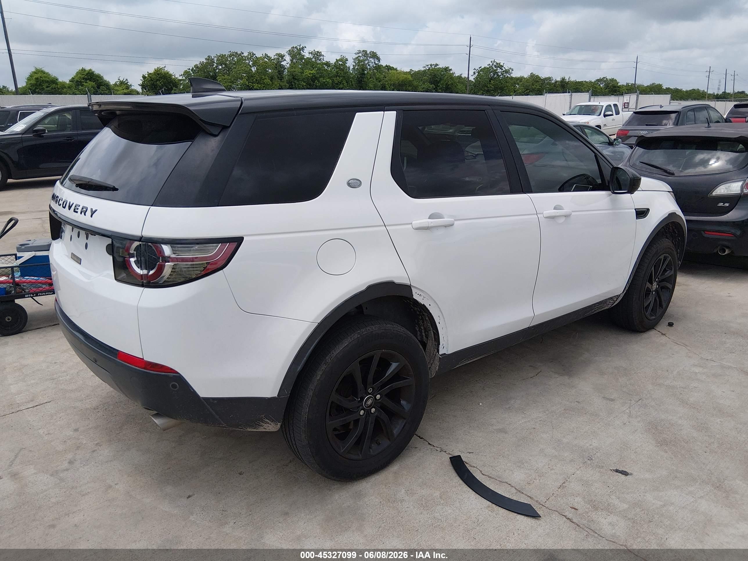 LAND ROVER image 4
