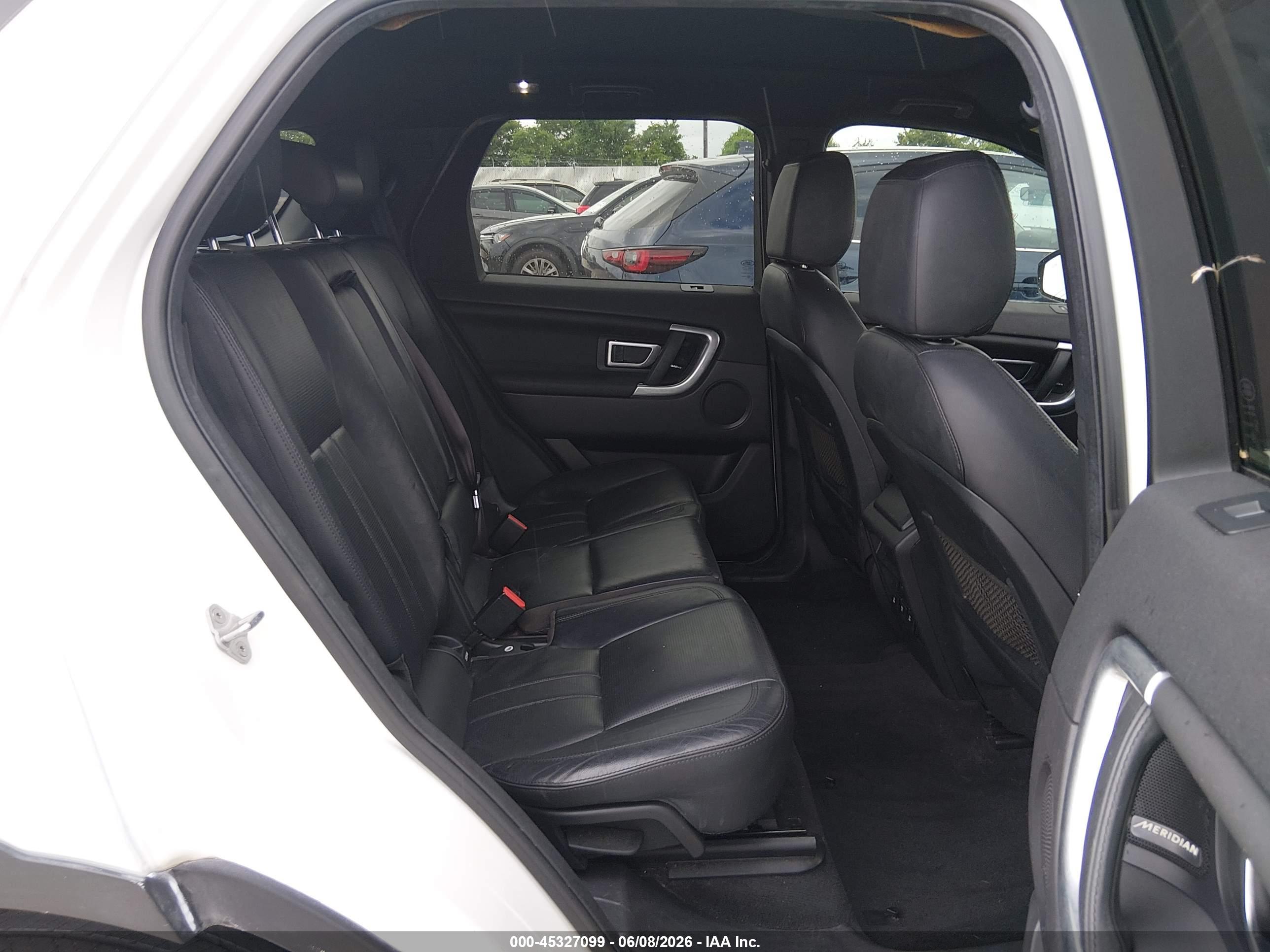 LAND ROVER image 8