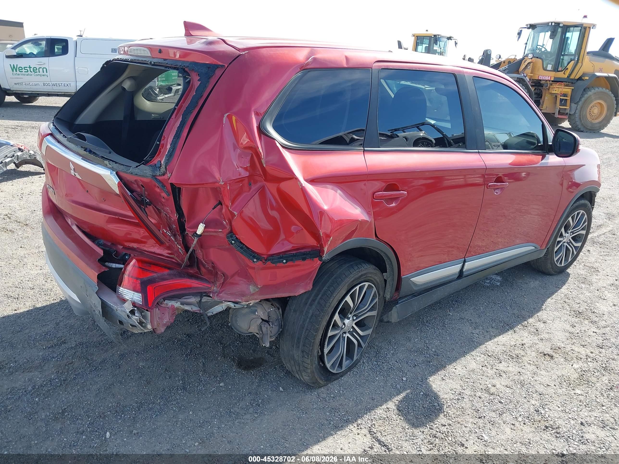 MITSUBISHI OUTLANDER image 4