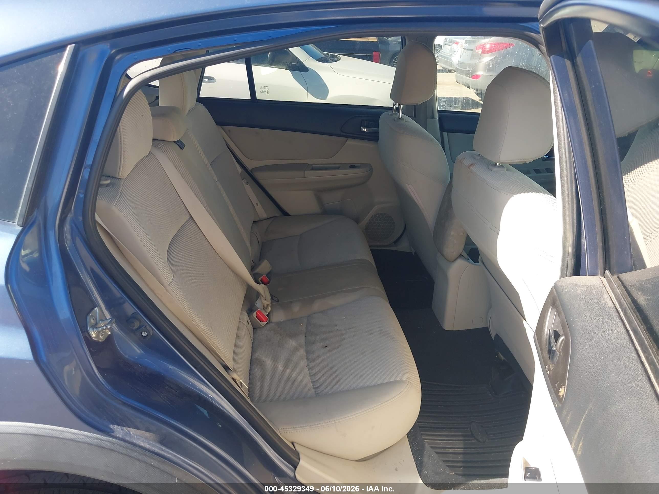 SUBARU XV image 8