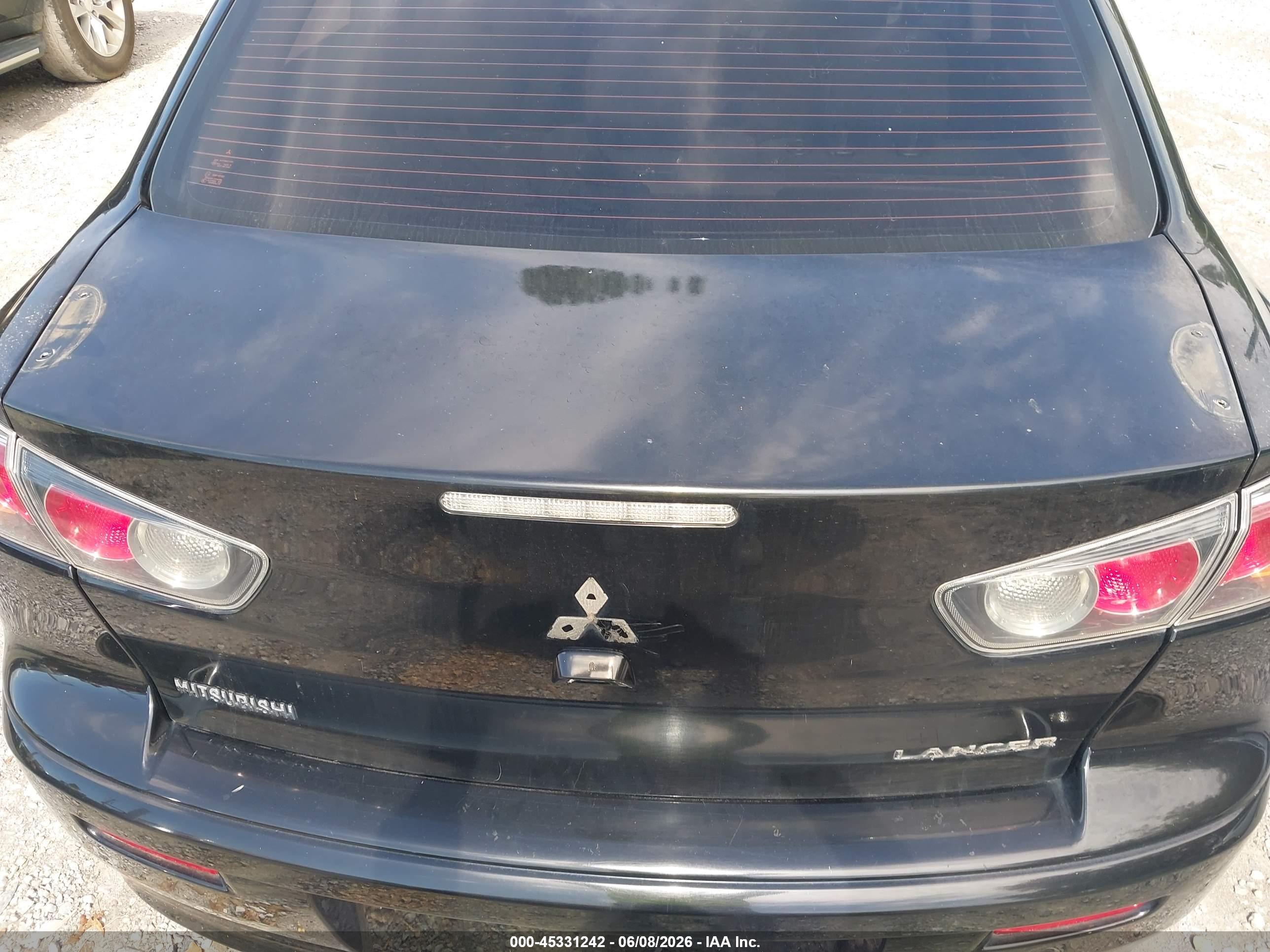MITSUBISHI LANCER image 6