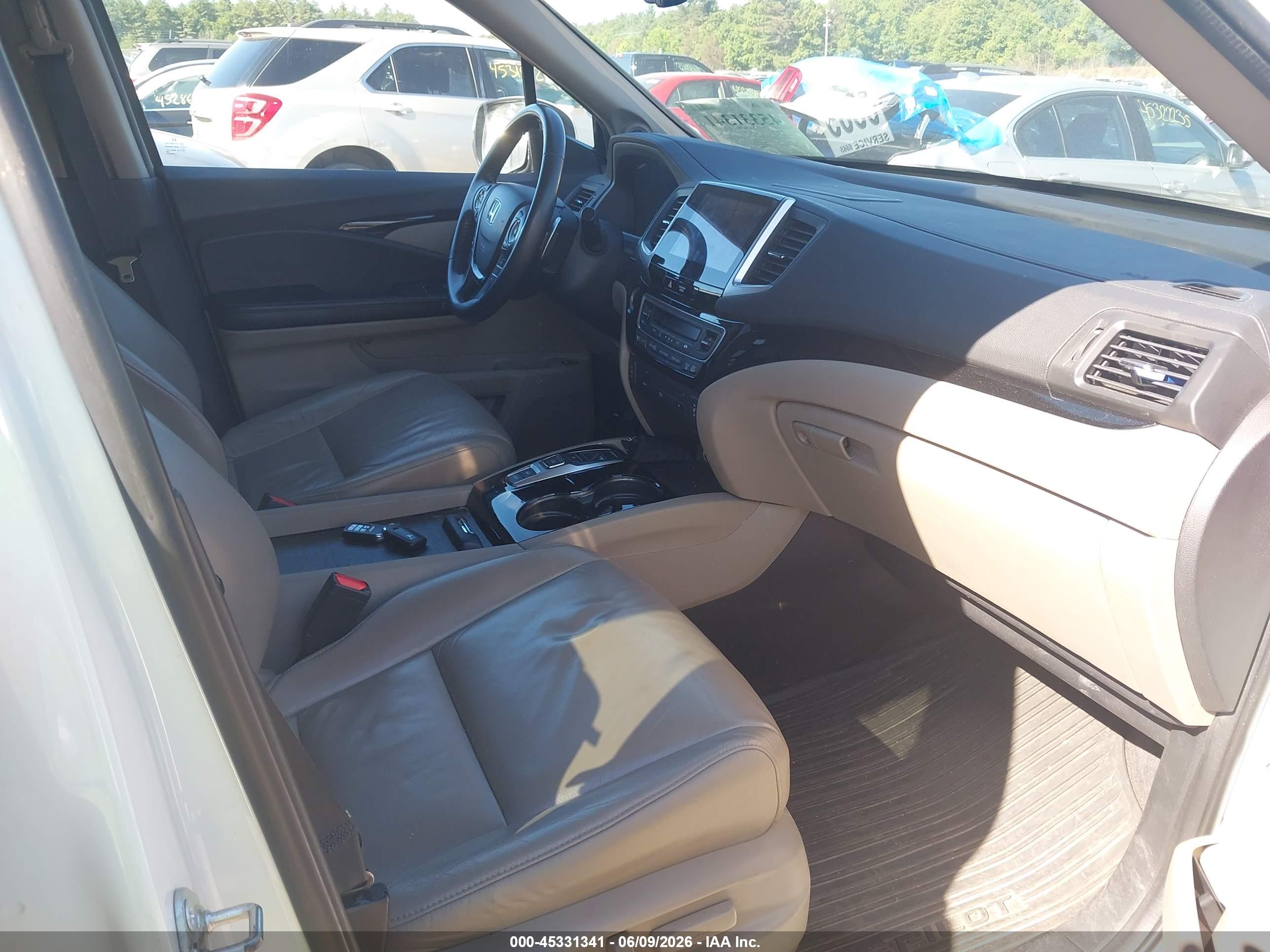 HONDA PILOT image 5