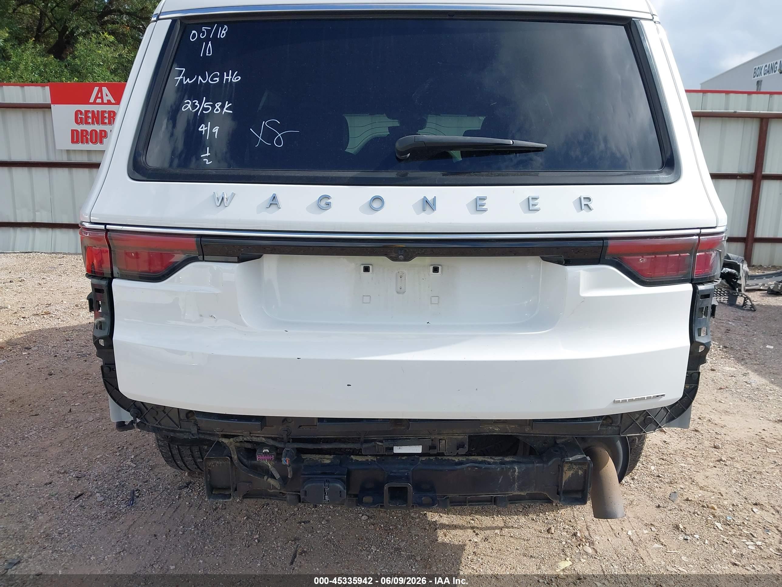 JEEP WAGONEER image 6