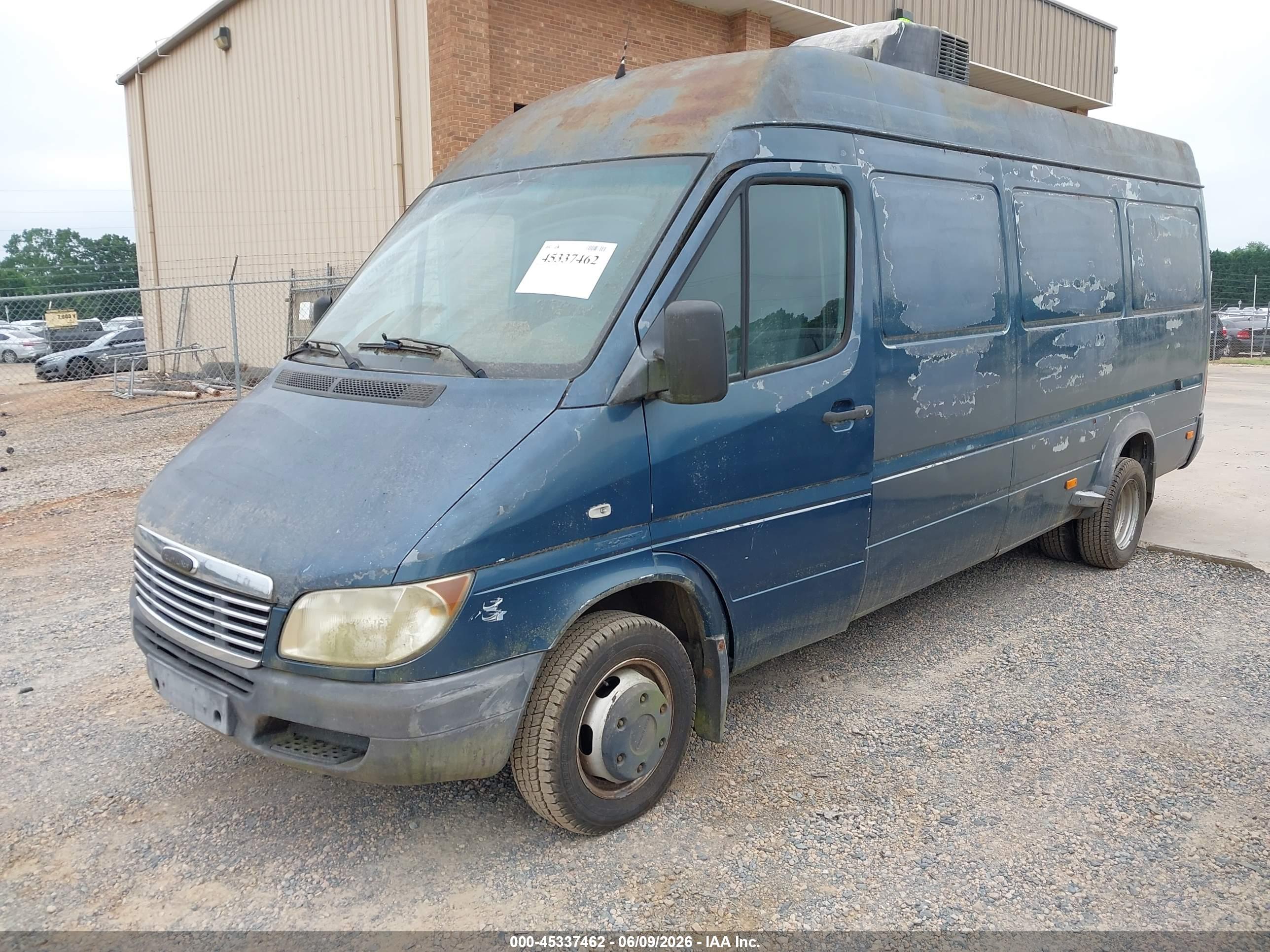 DODGE SPRINTER image 2