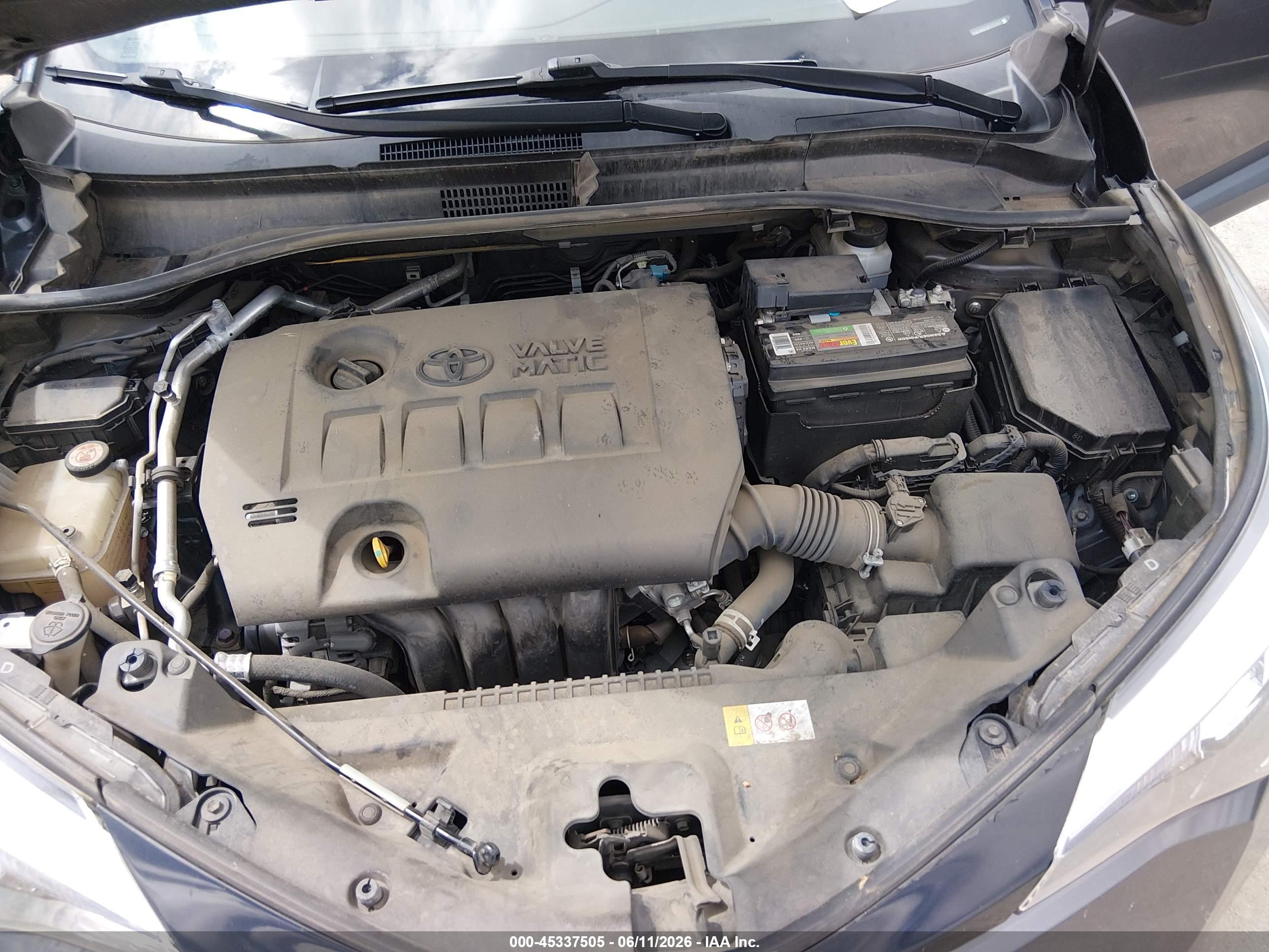 TOYOTA C-HR image 10