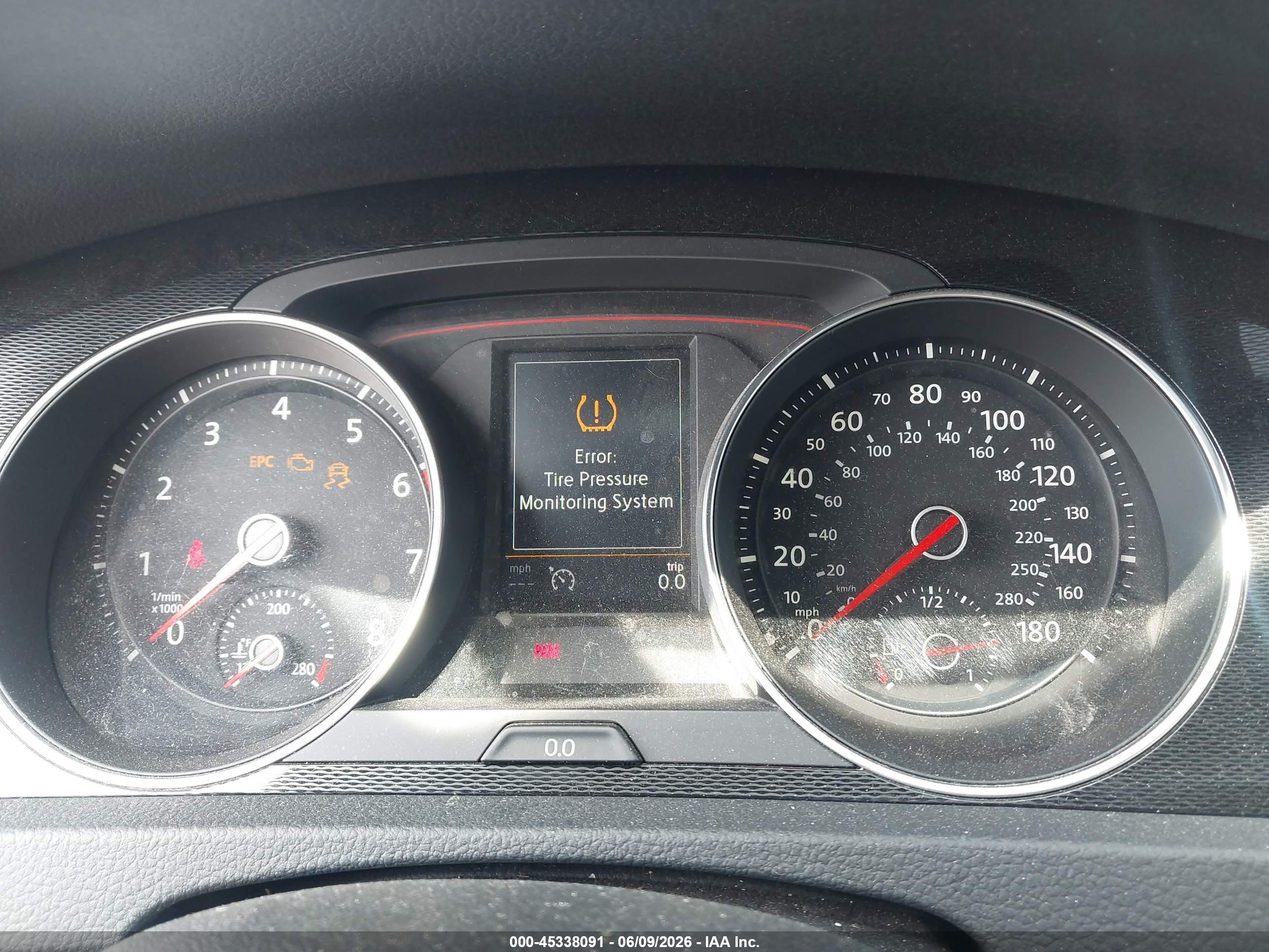 VOLKSWAGEN GOLF image 7