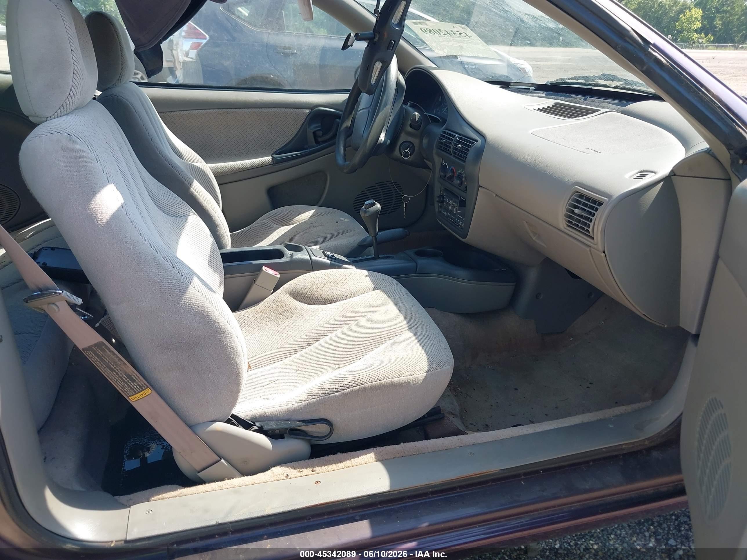 CHEVROLET CAVALIER image 5