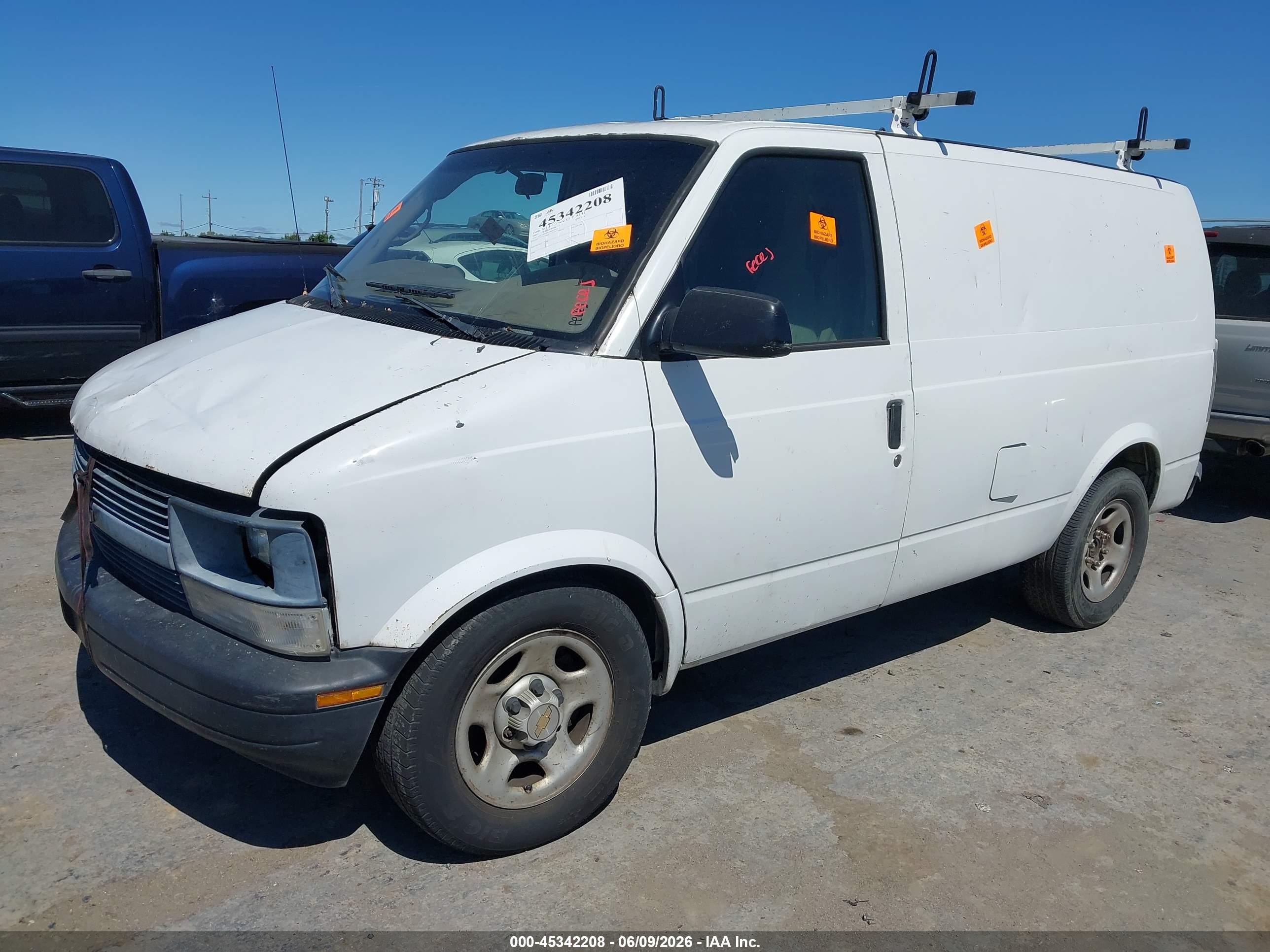 CHEVROLET ASTRO image 2