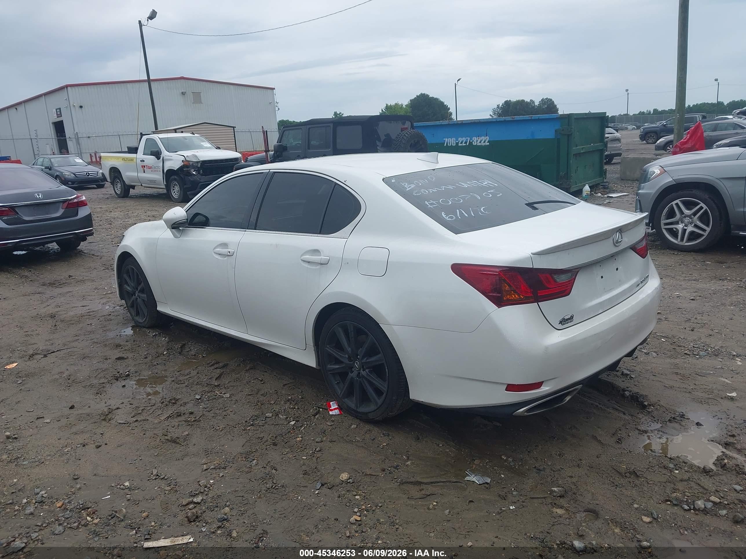 LEXUS GS image 3