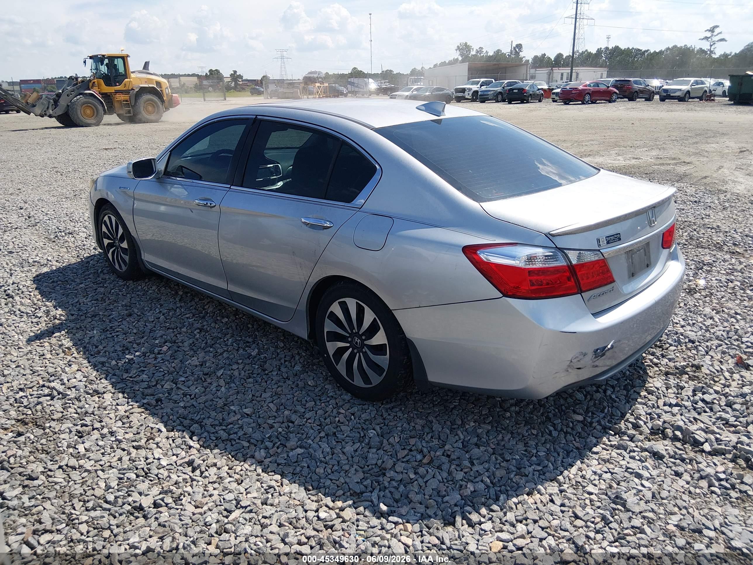 HONDA ACCORD image 3