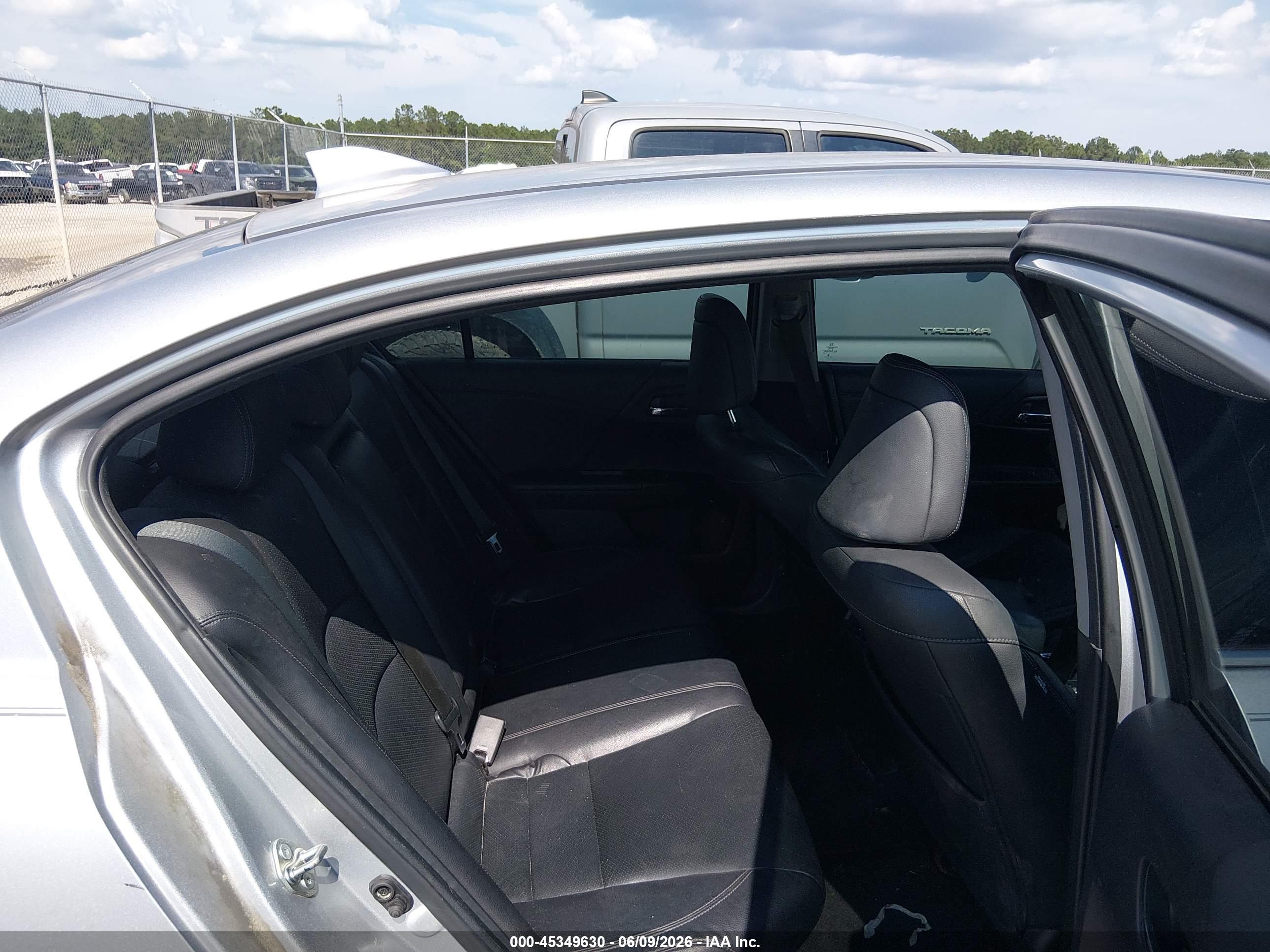 HONDA ACCORD image 8