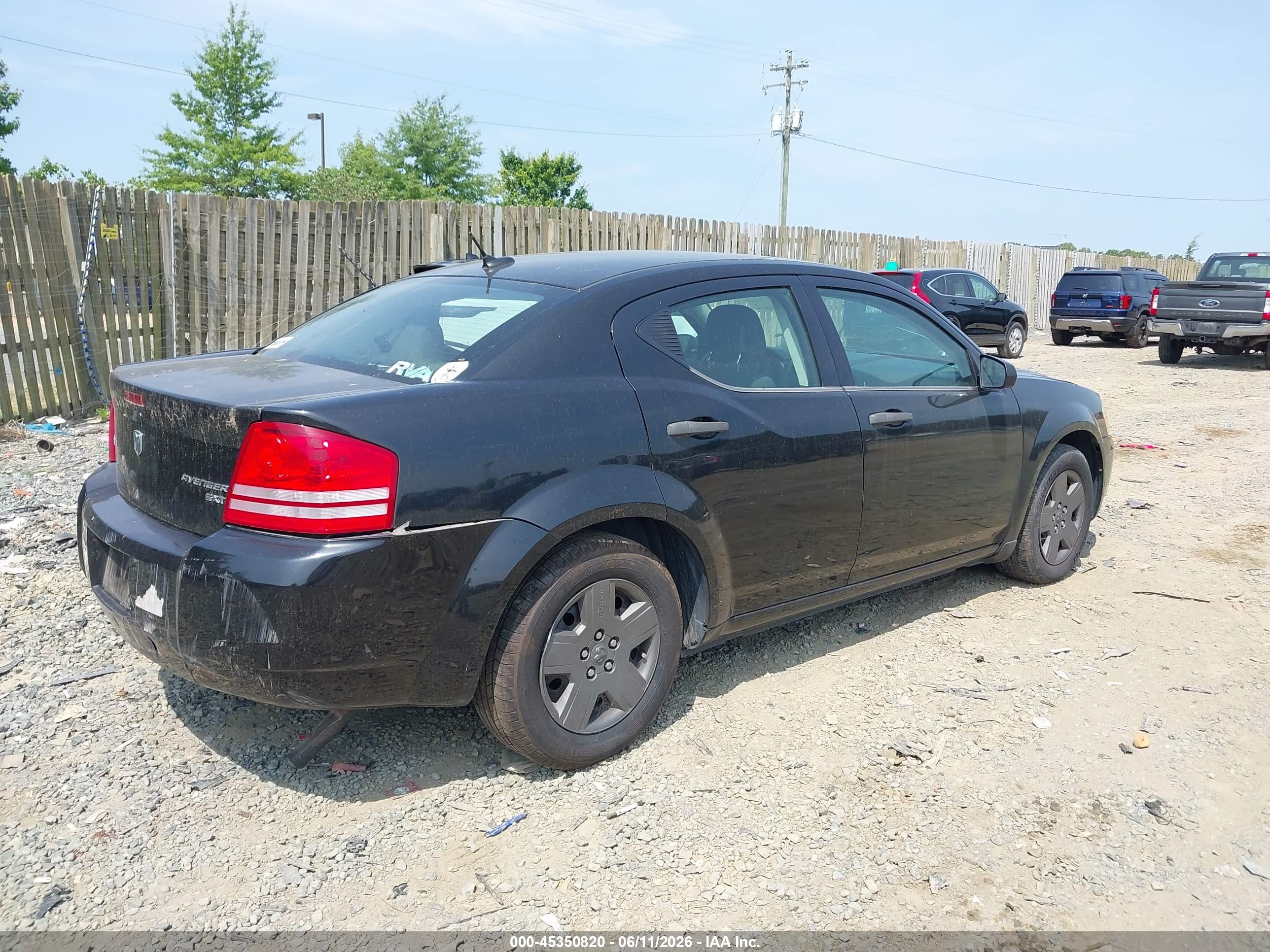 DODGE AVENGER image 4
