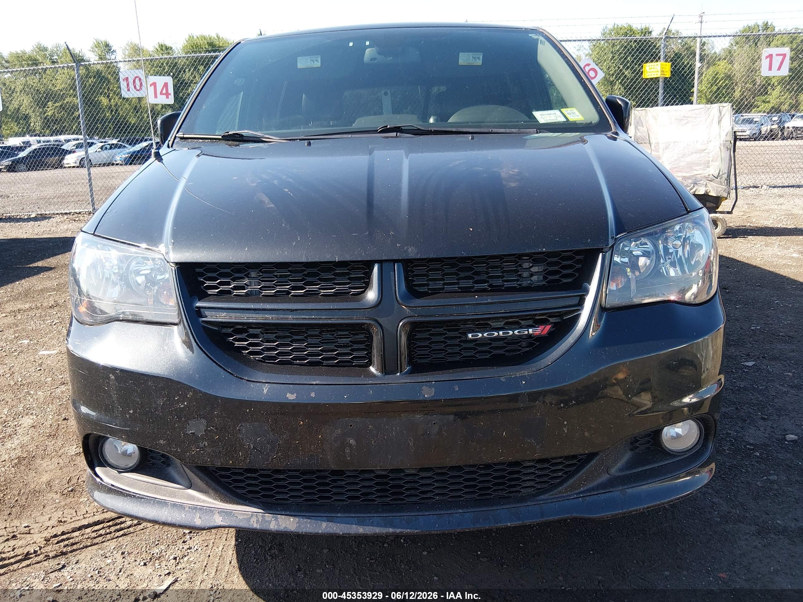 DODGE GRAND image 6