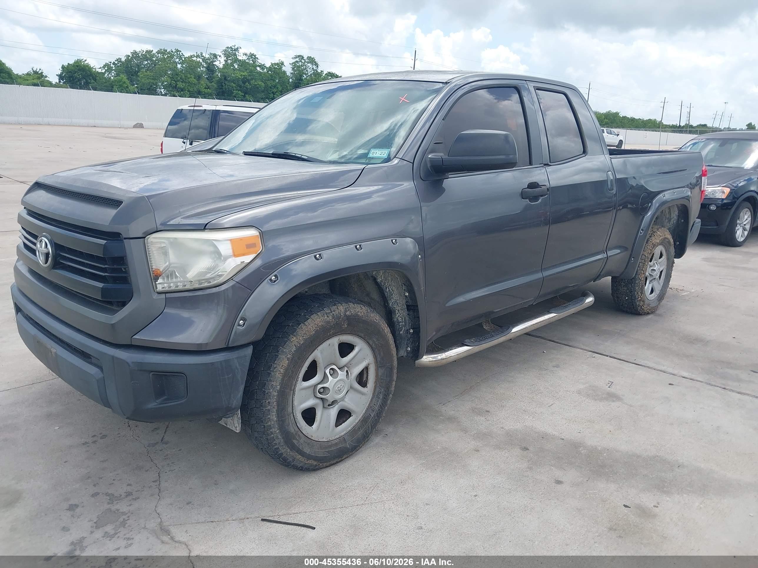 TOYOTA TUNDRA image 2