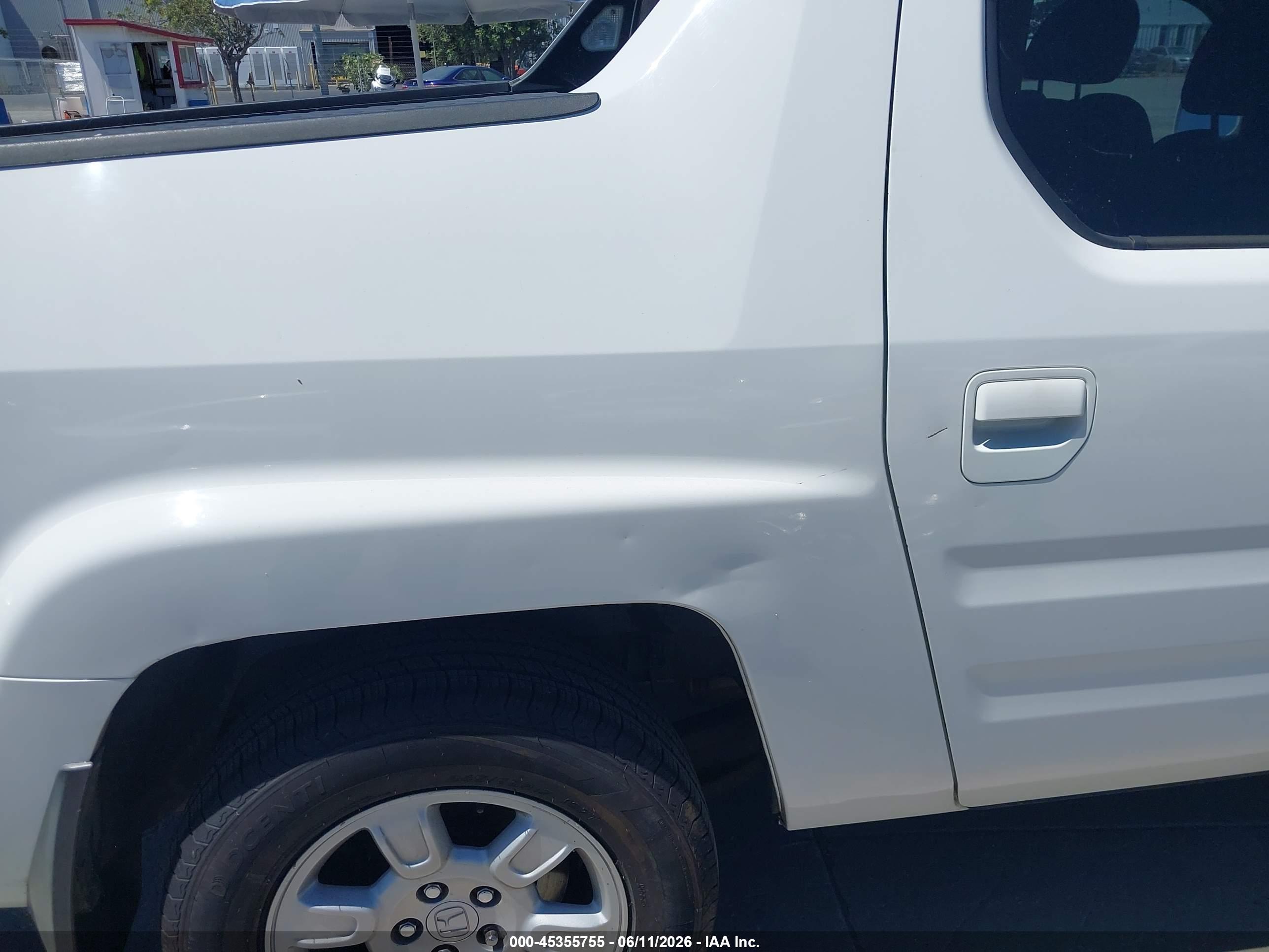 HONDA RIDGELINE image 6