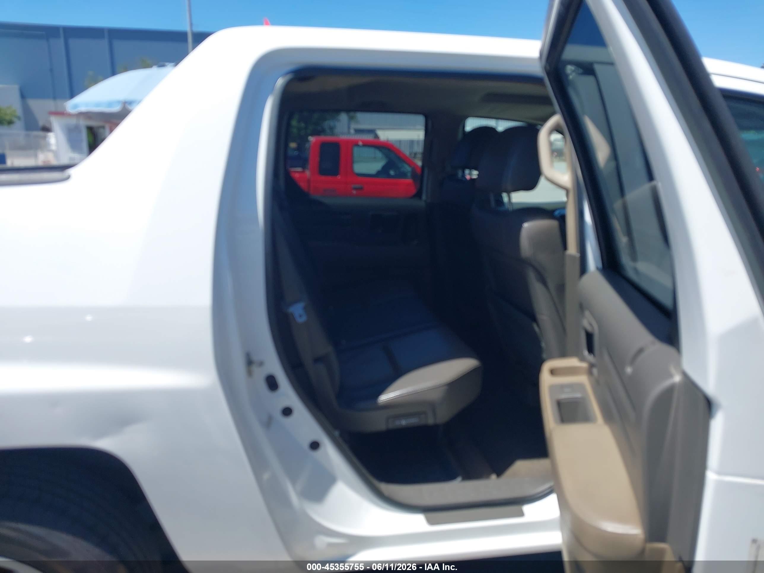 HONDA RIDGELINE image 8