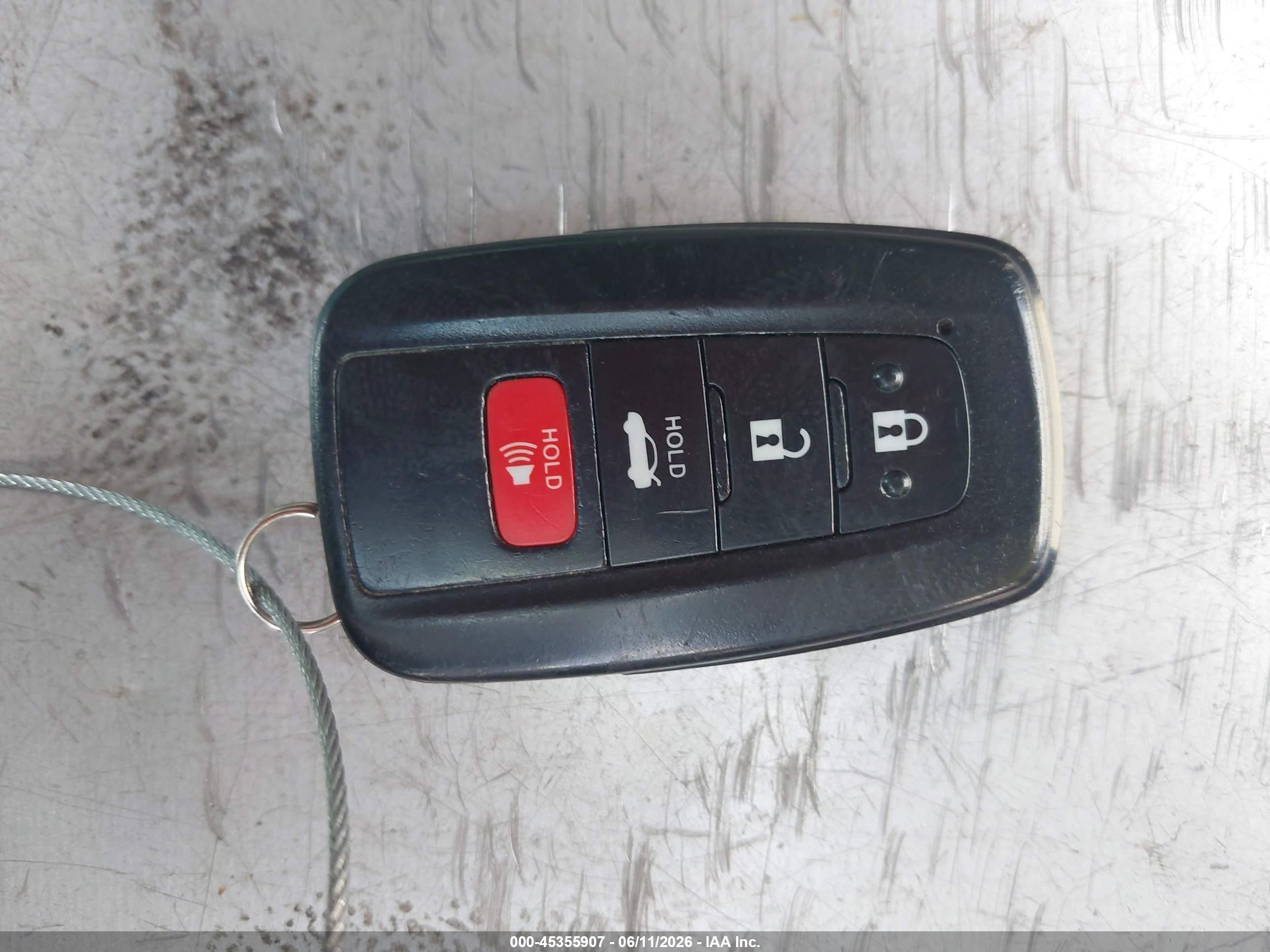 TOYOTA COROLLA image 11