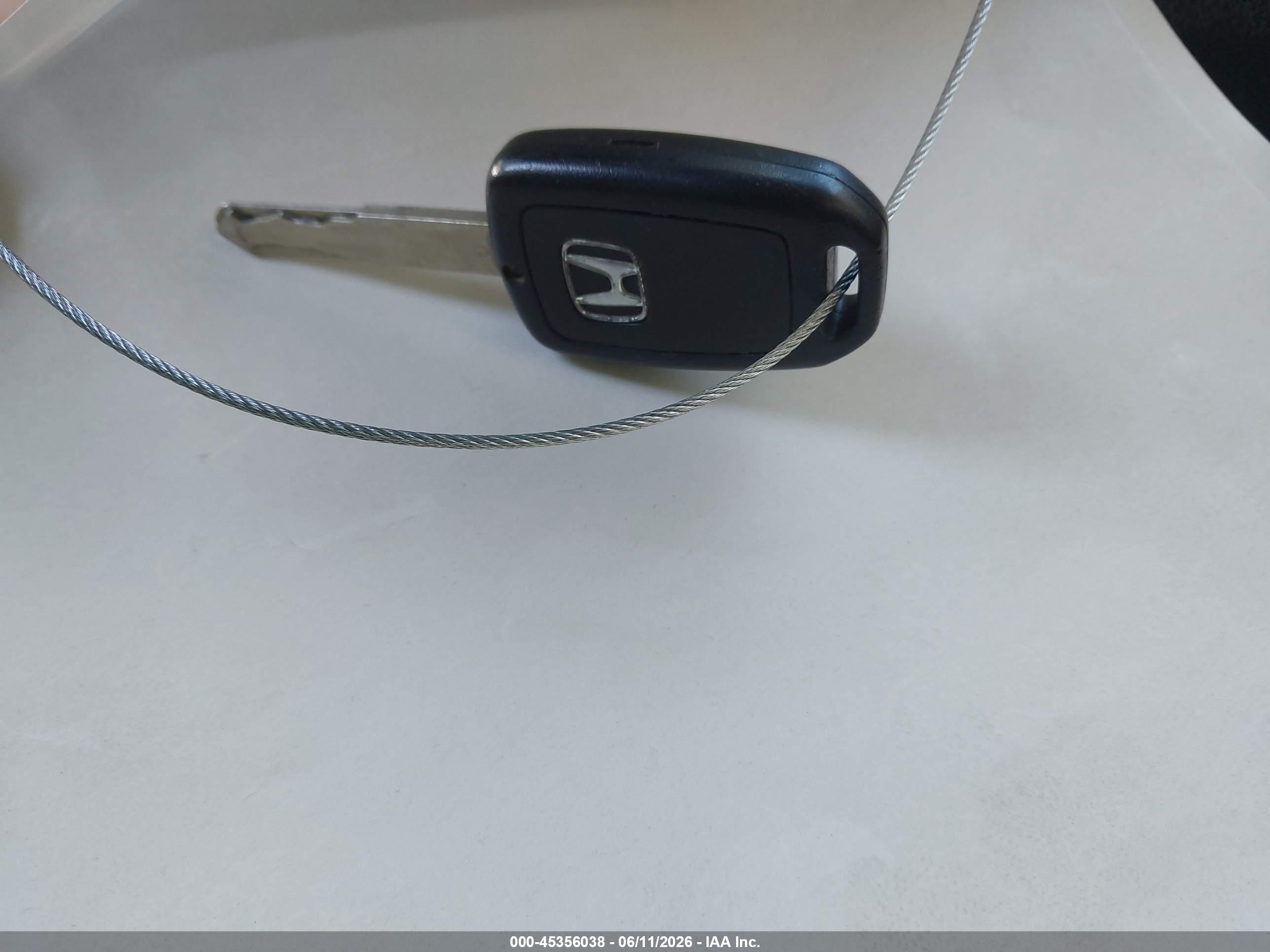 HONDA CR-V image 11
