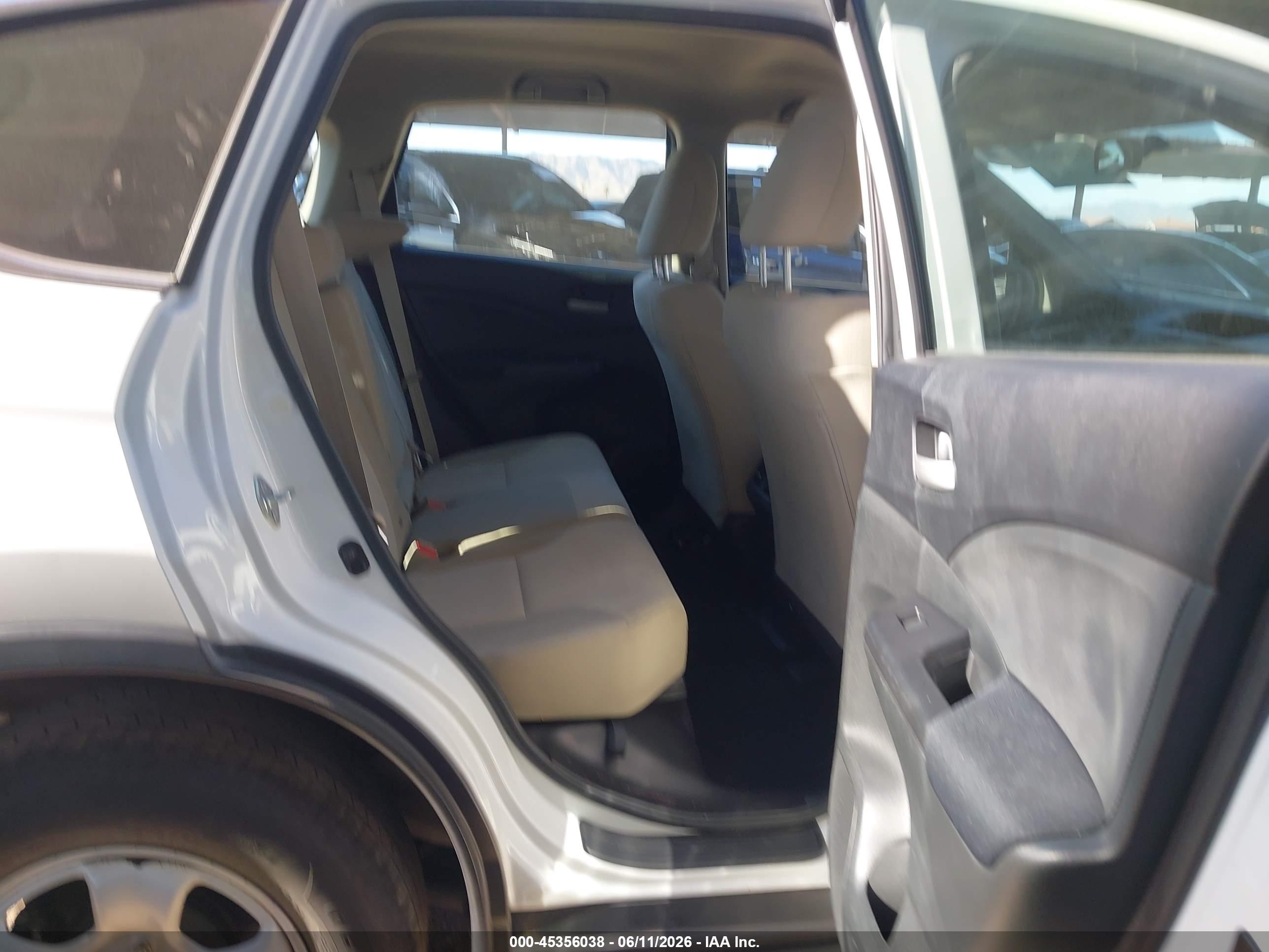 HONDA CR-V image 8