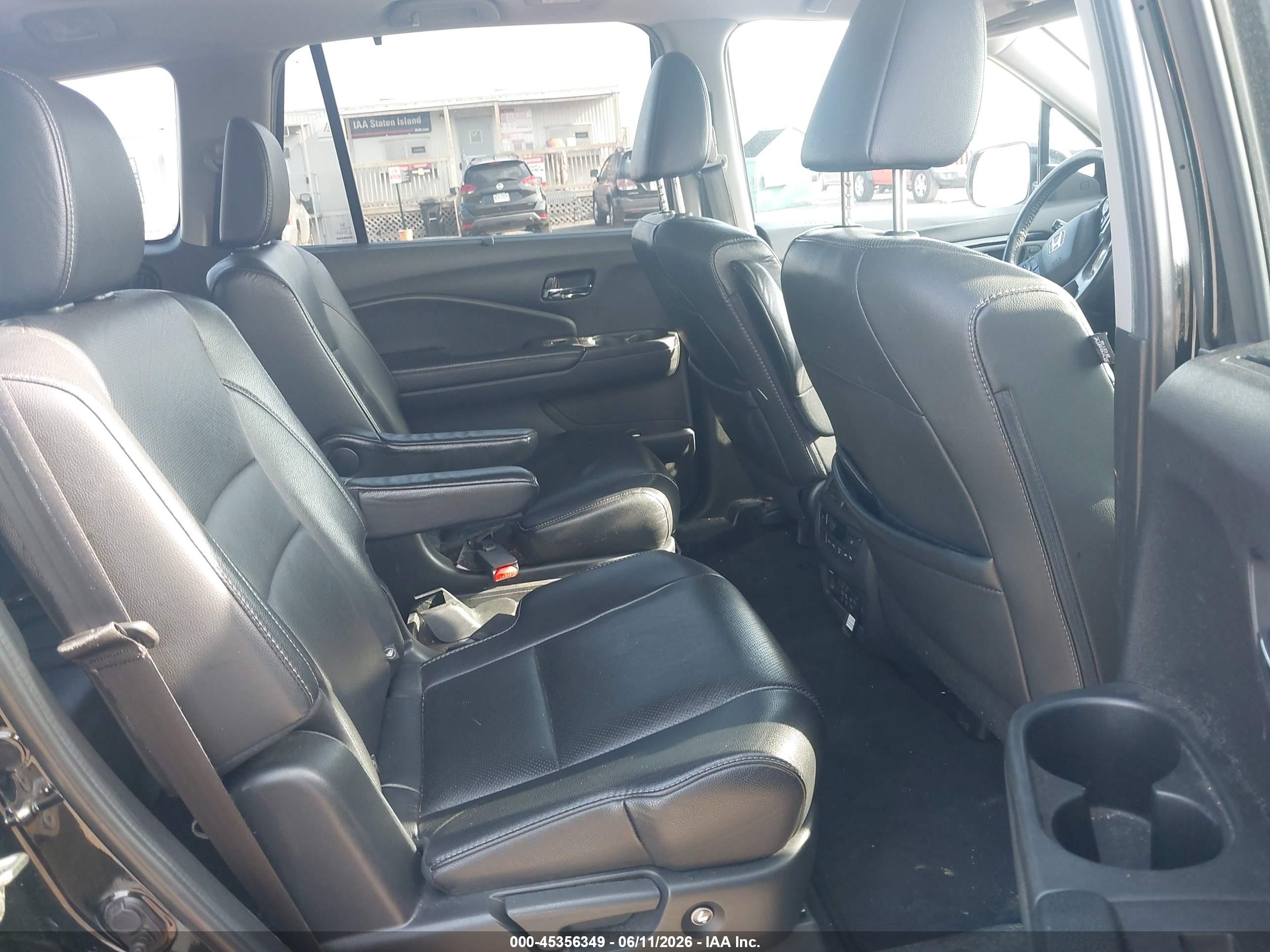 HONDA PILOT image 8