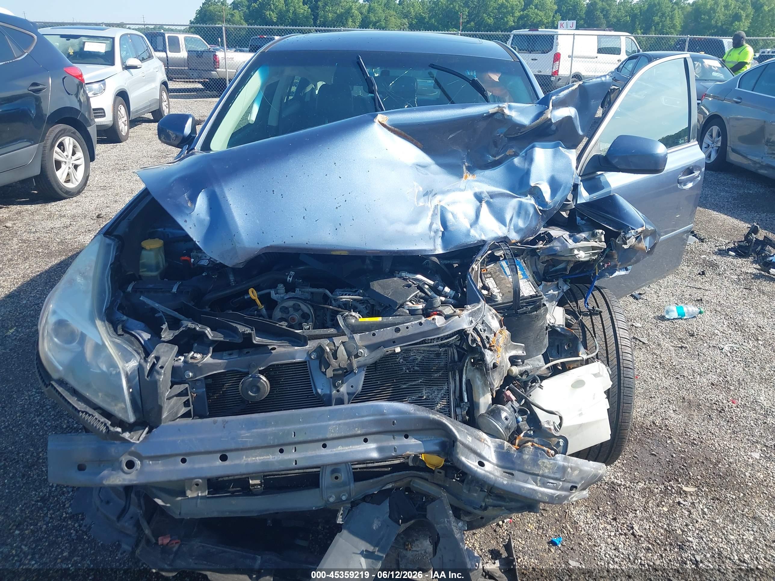 SUBARU LEGACY image 6
