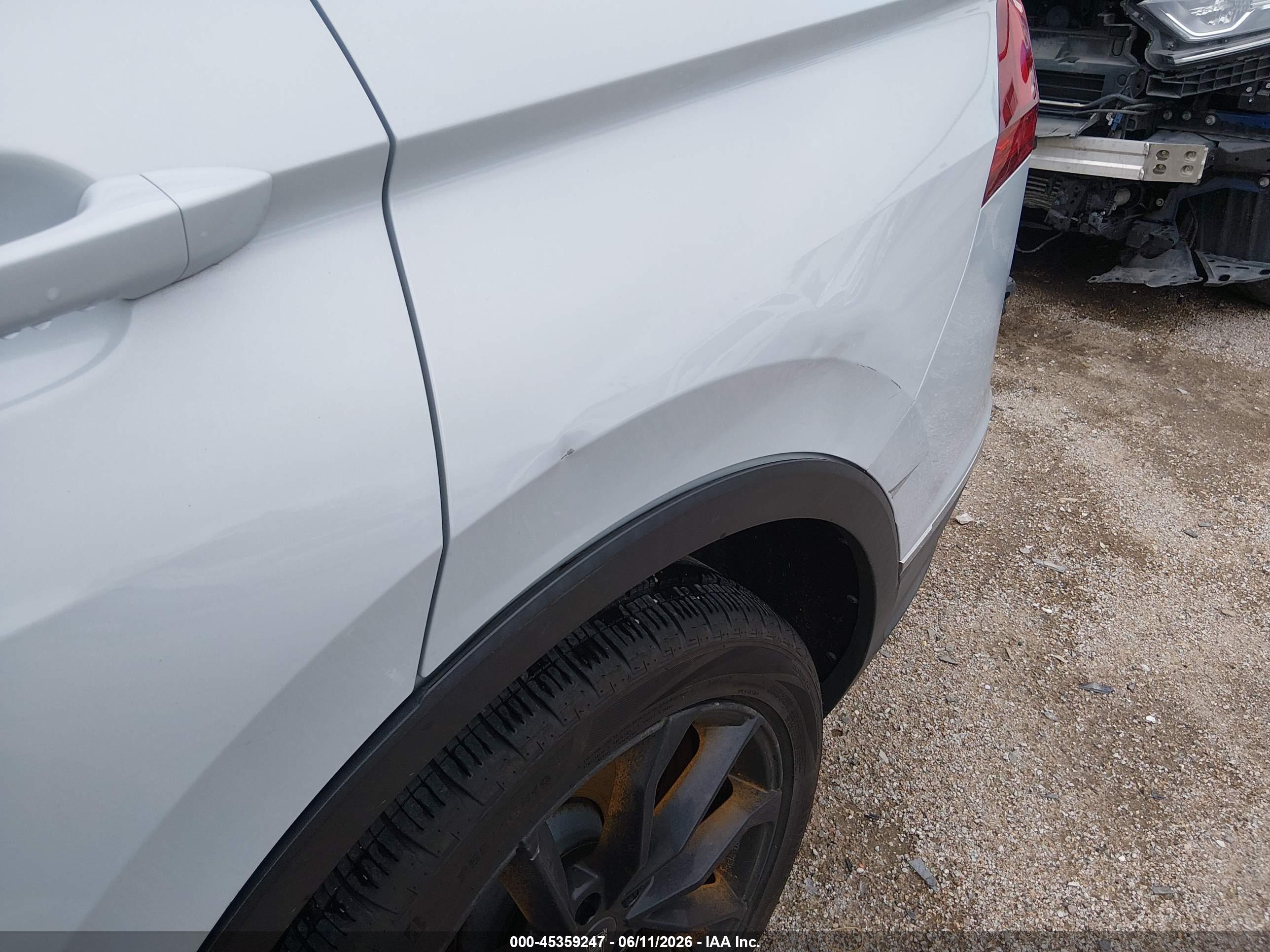 VOLKSWAGEN TIGUAN image 6