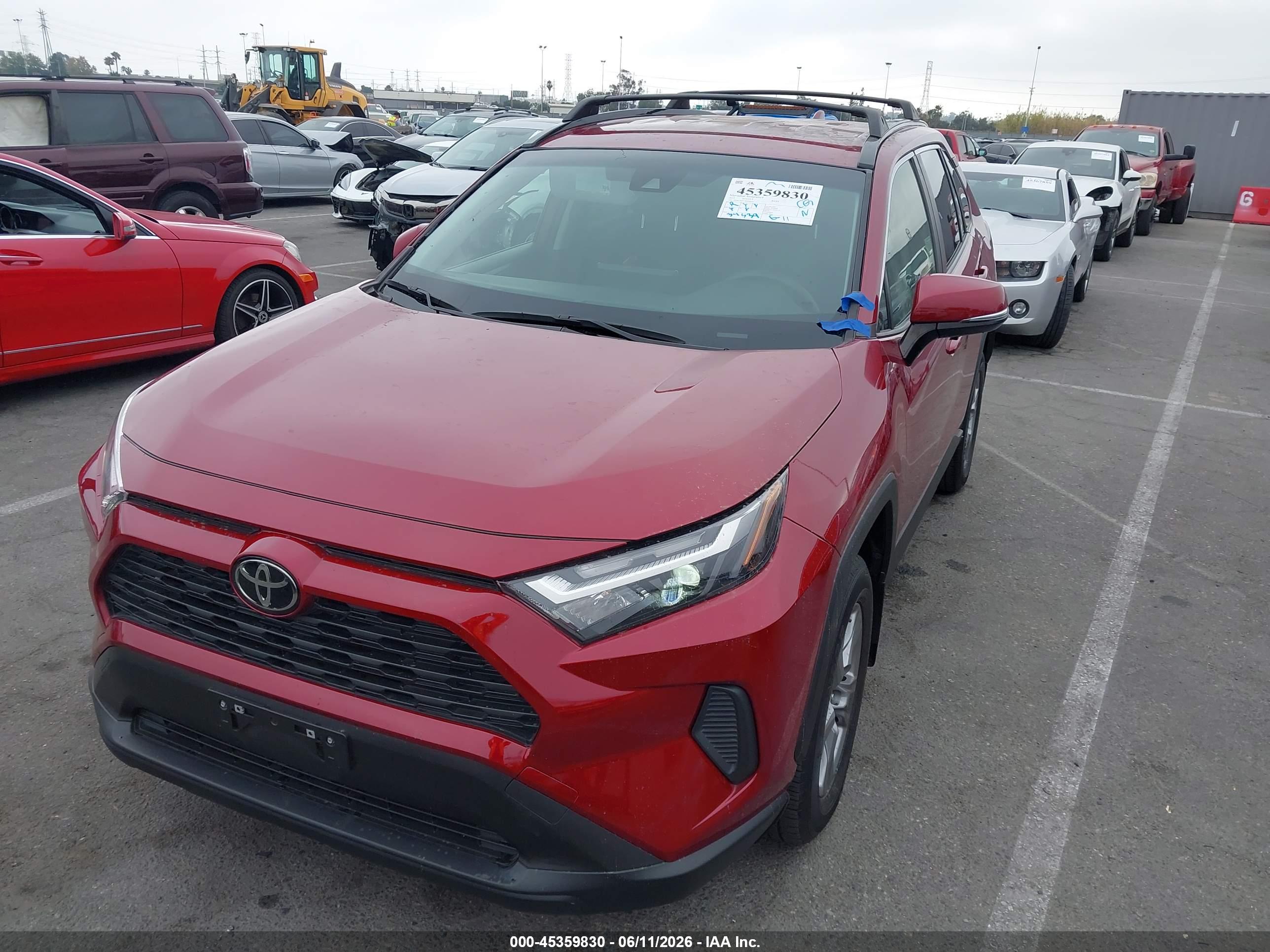 TOYOTA RAV4 image 6