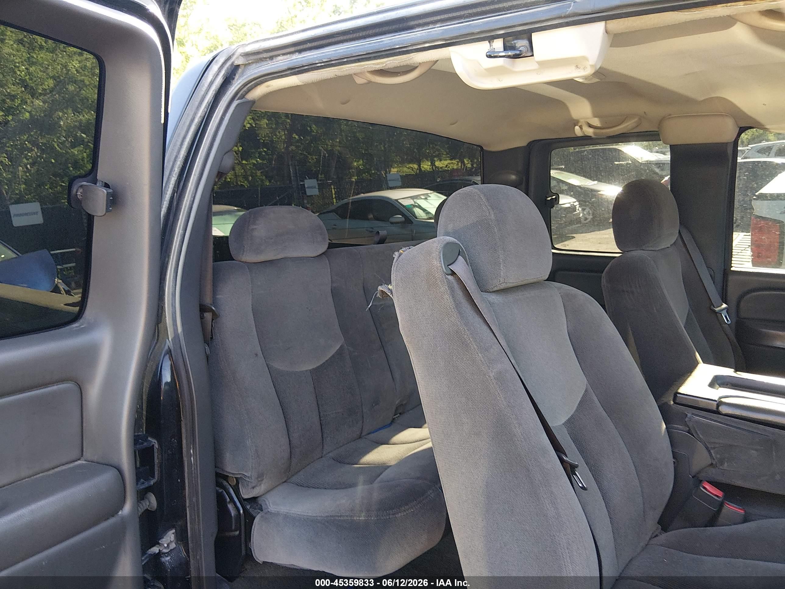GMC SIERRA image 8