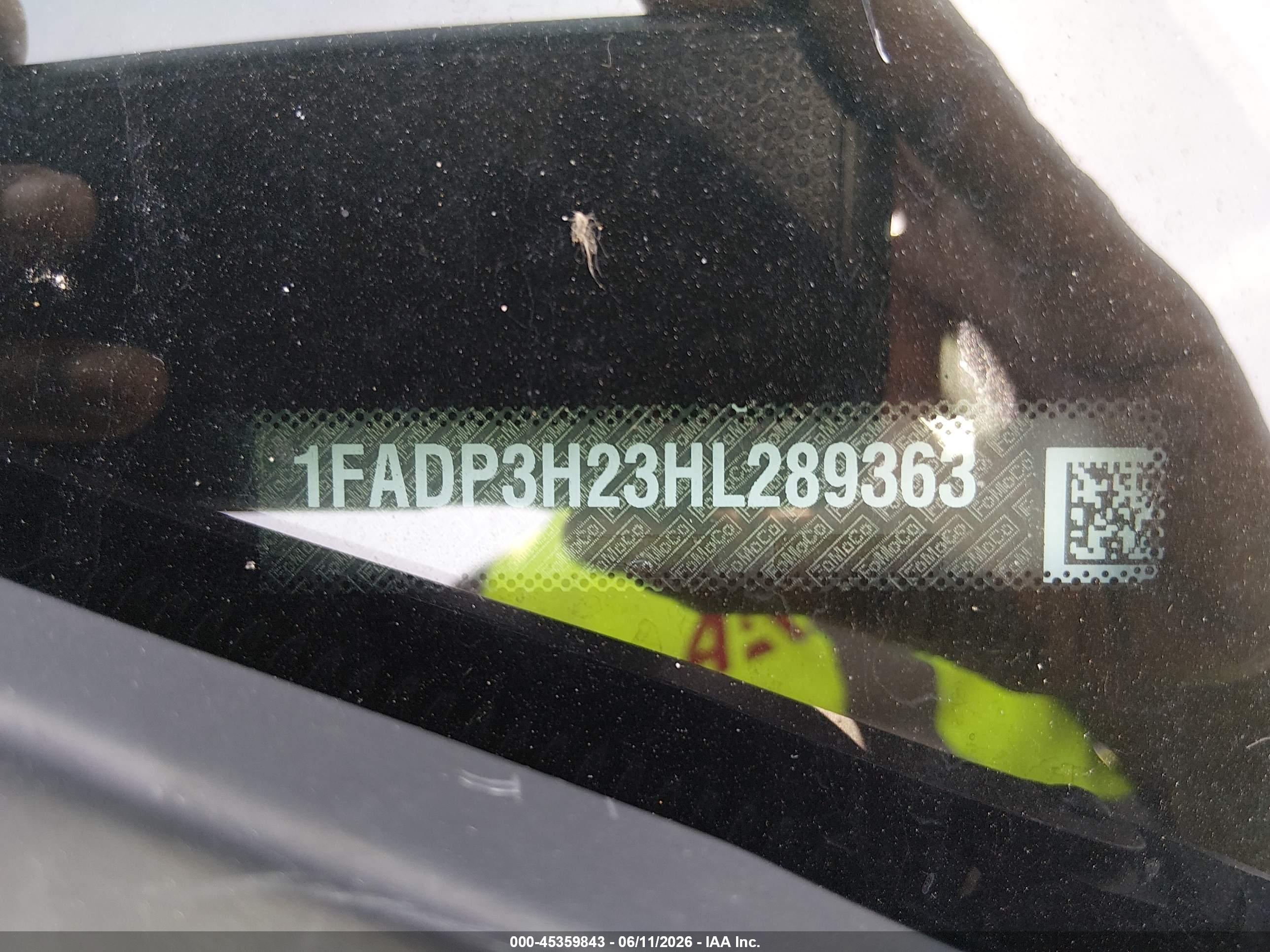 FORD FOCUS image 9
