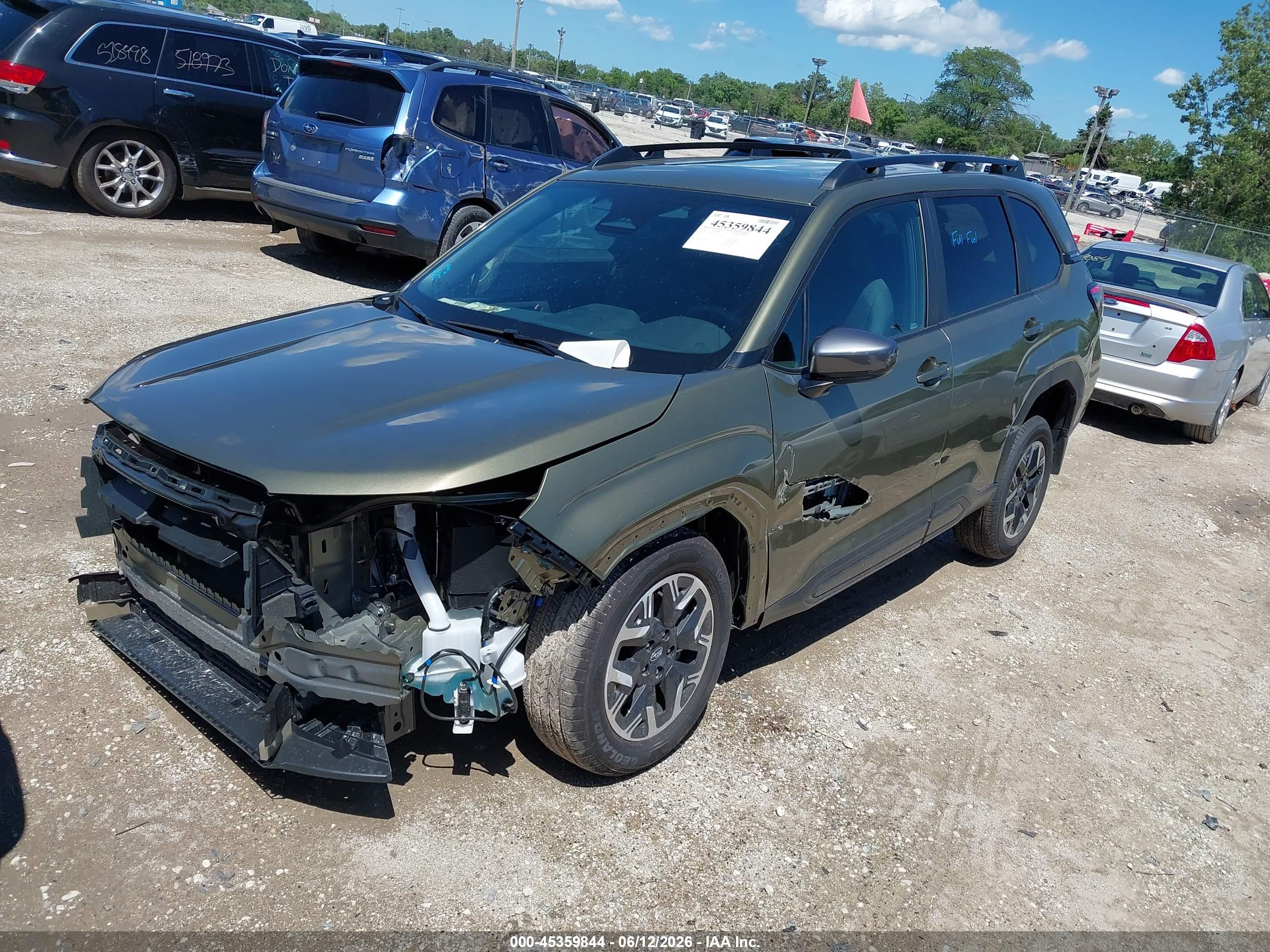 SUBARU FORESTER image 2
