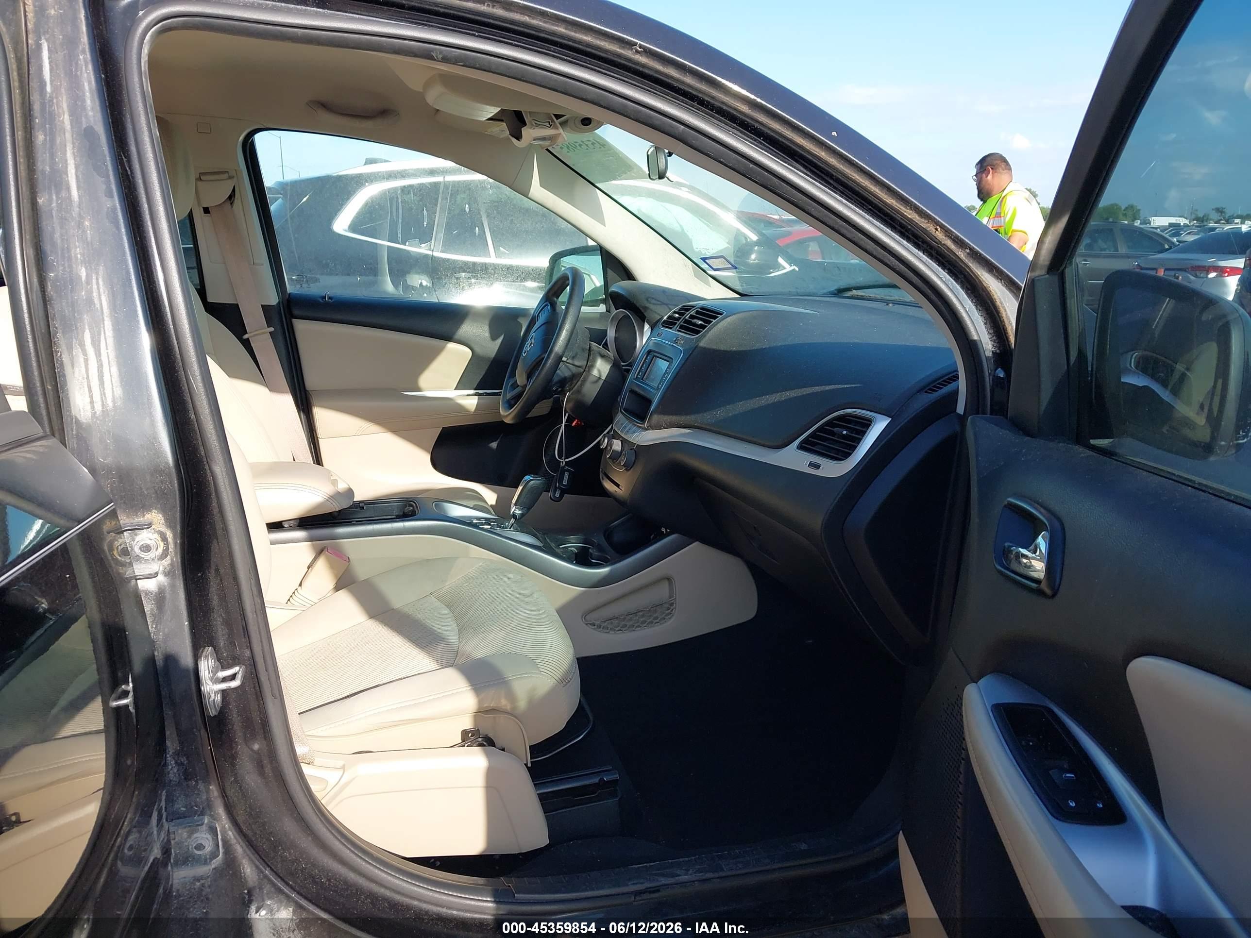 DODGE JOURNEY image 5